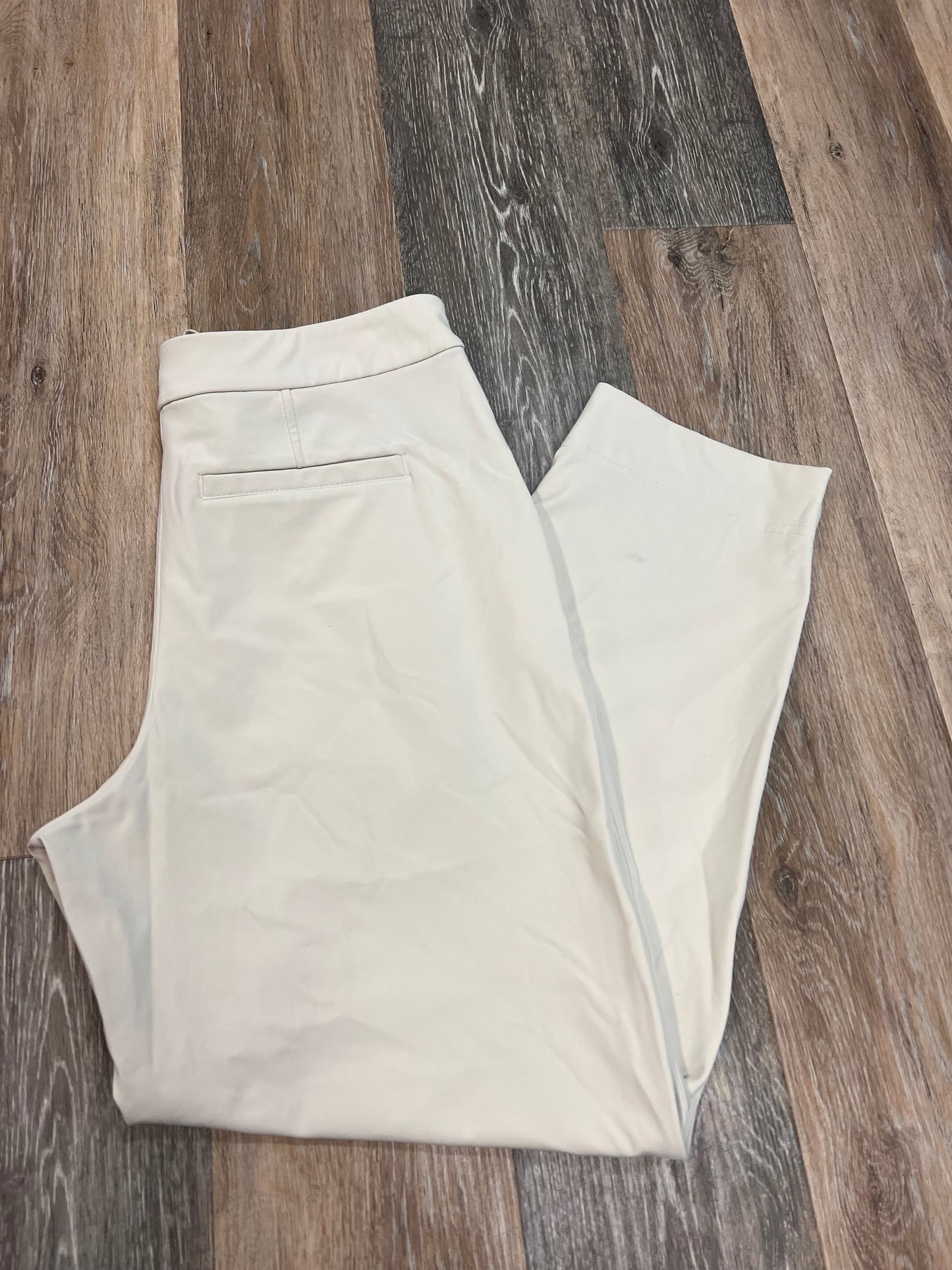 ATHLETIC PANTS by LULULEMON In CREAM, Size: M