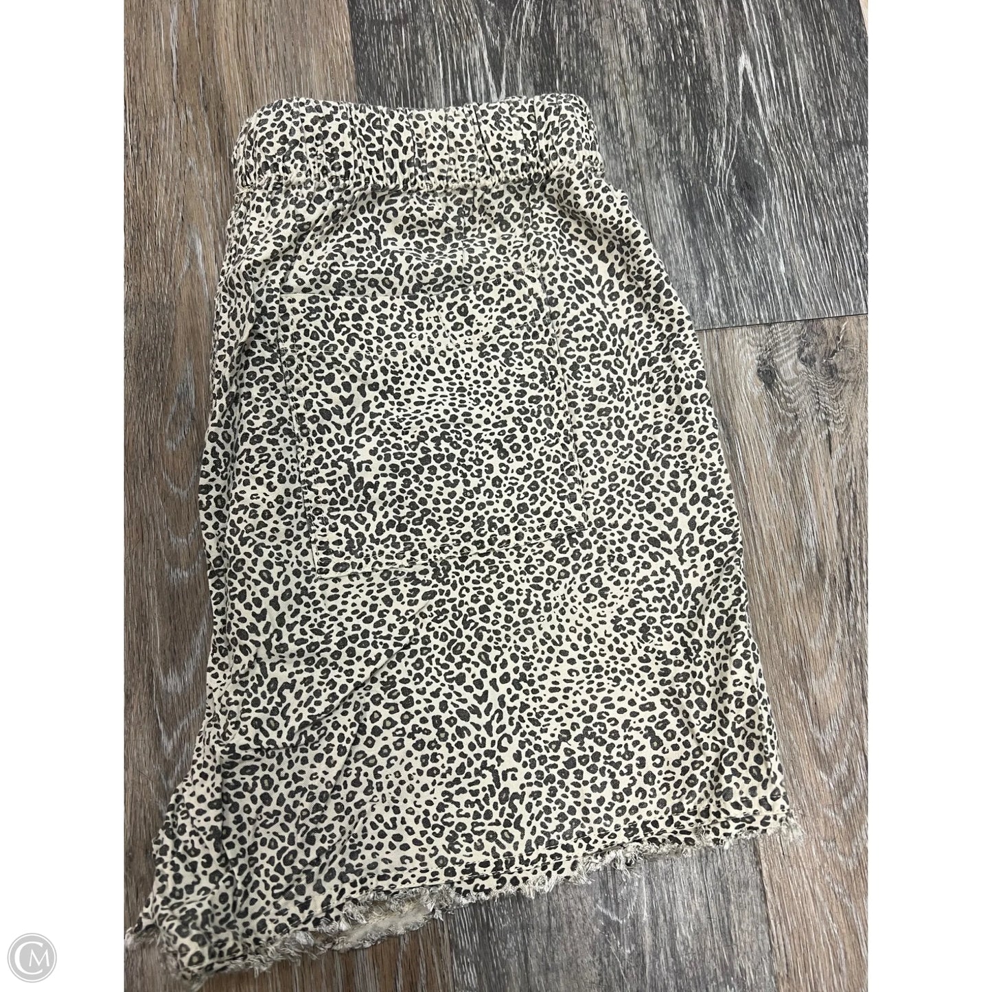 Shorts By Thread And Supply In Animal Print, Size: L