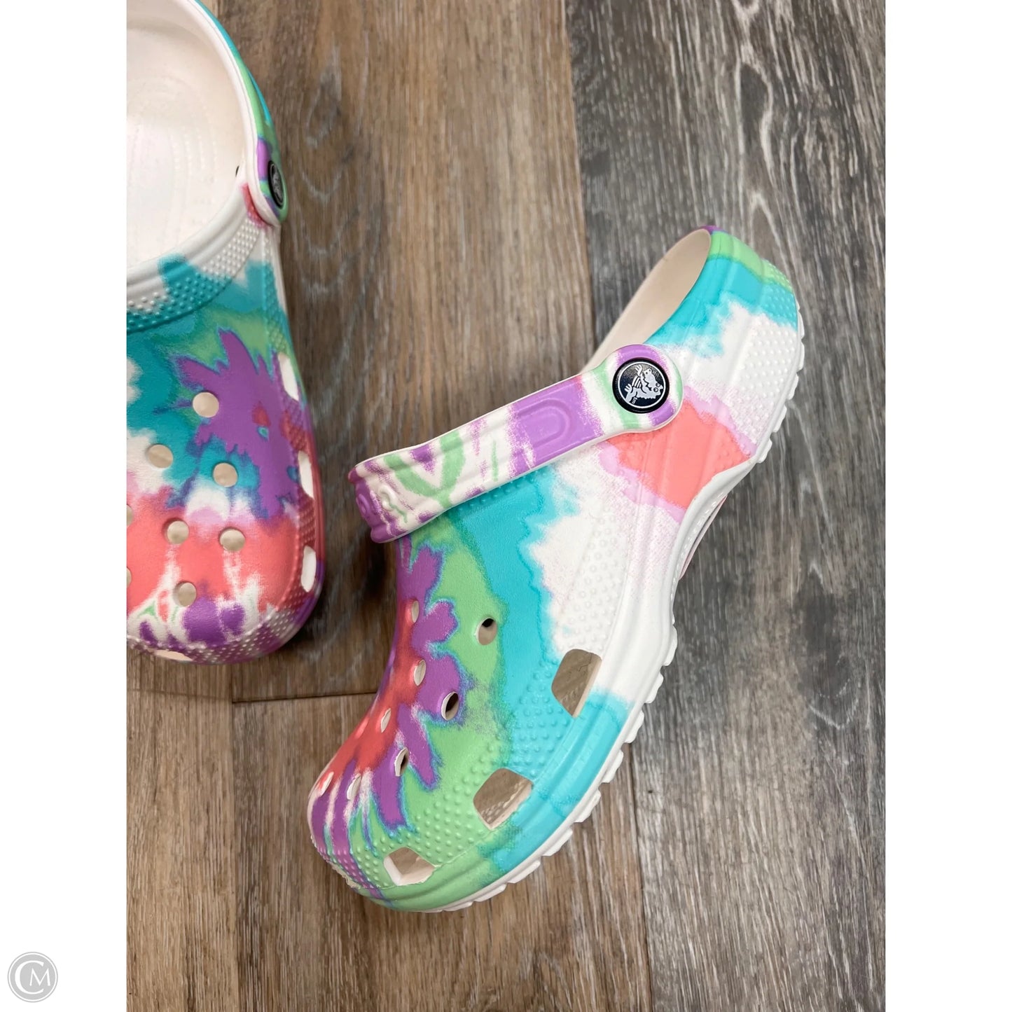 Shoes Flats By Crocs In Tie Dye Print, Size: 7