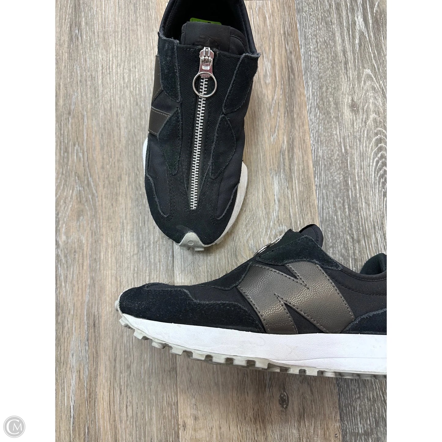 Shoes Athletic By New Balance In Black, Size: 6.5