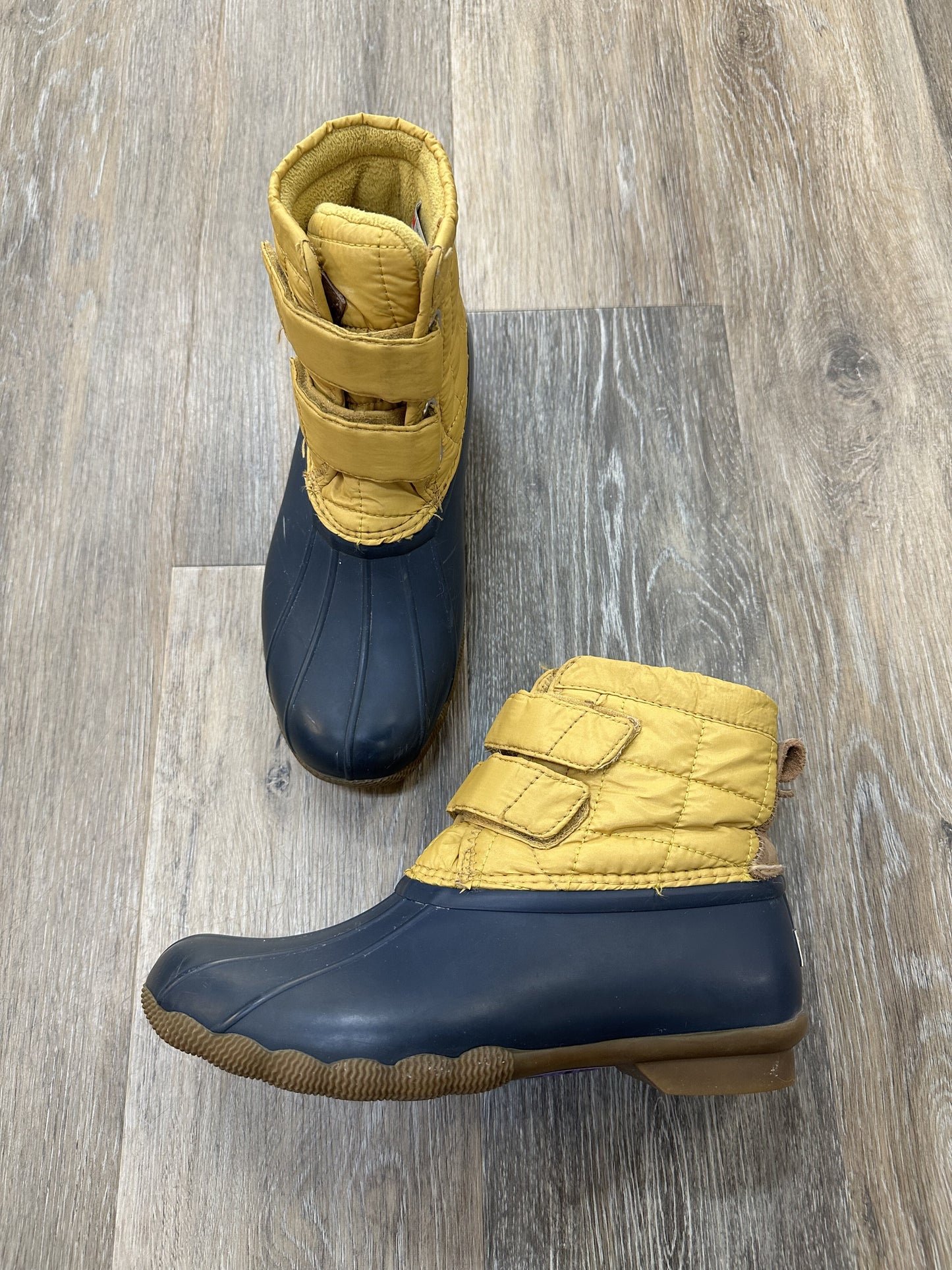 Boots Snow By Sperry Size: 7