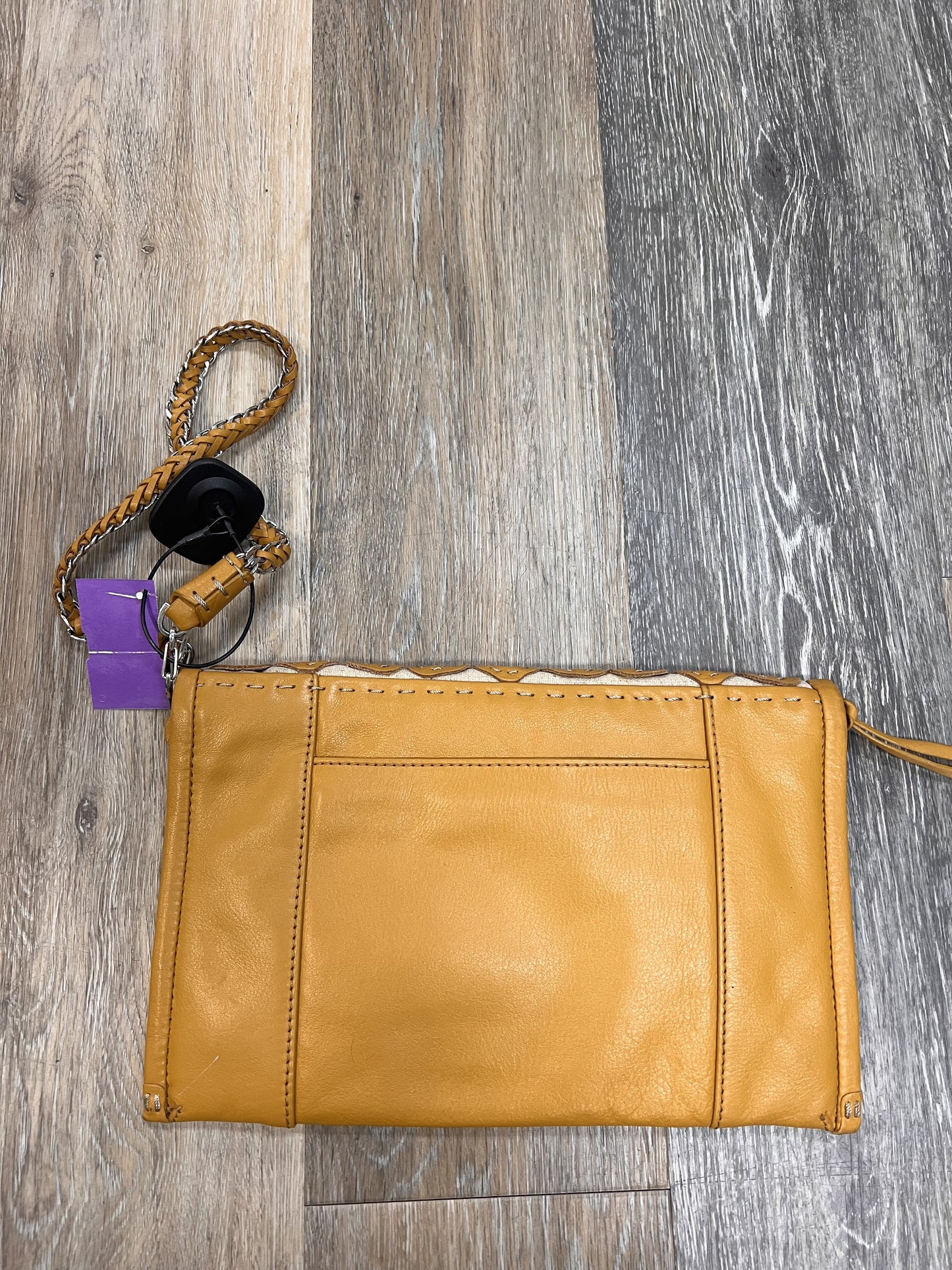 Clutch By Brighton Size: Medium