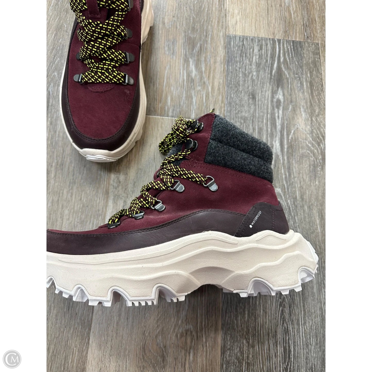 Boots Ankle Heels By Sorel In Red, Size: 9.5