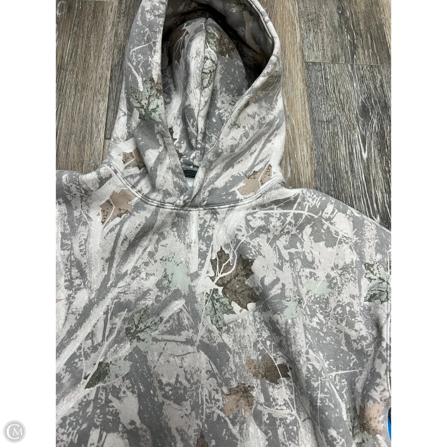 Sweatshirt Hoodie By Abercrombie And Fitch In Camouflage Print, Size: S