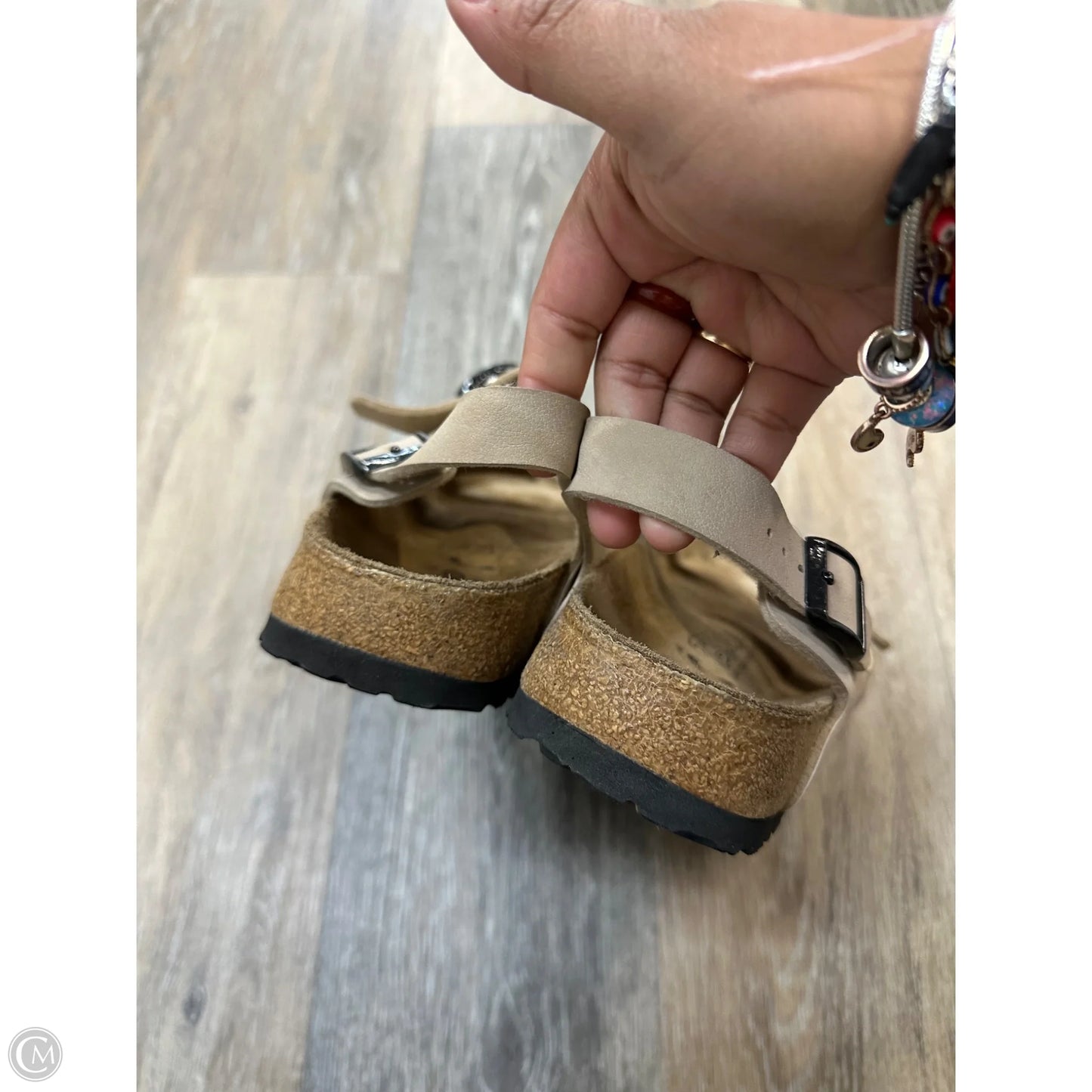 Sandals Flats By Birkenstock In Beige, Size: 9