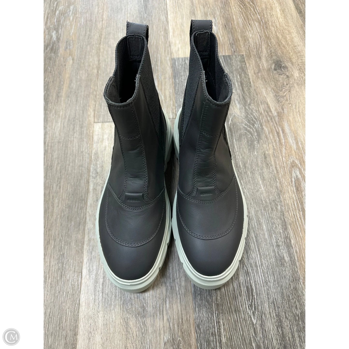 Boots Ankle Flats By Sorel In Grey & White, Size: 8.5
