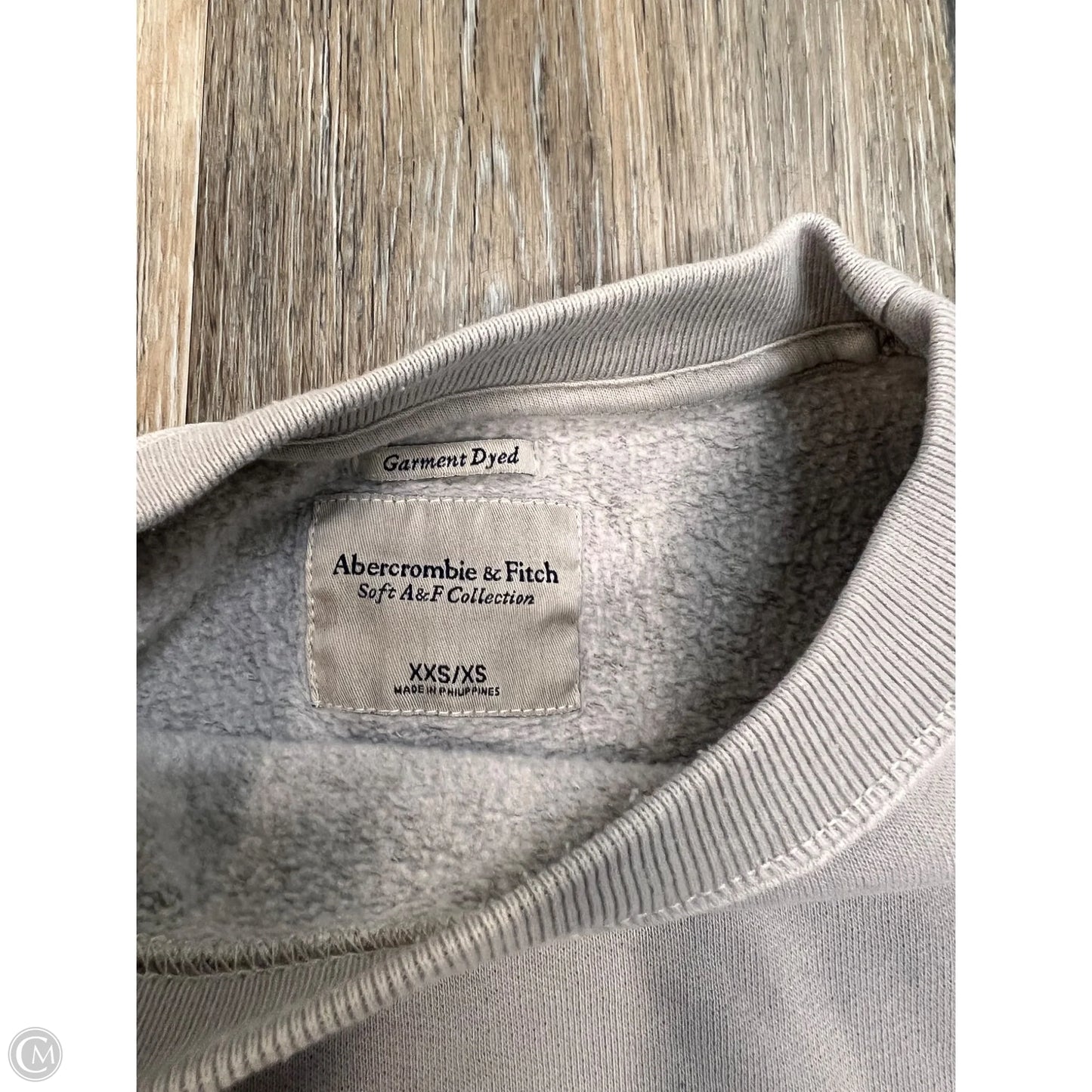 Sweatshirt Crewneck By Abercrombie And Fitch In Beige, Size: Xs