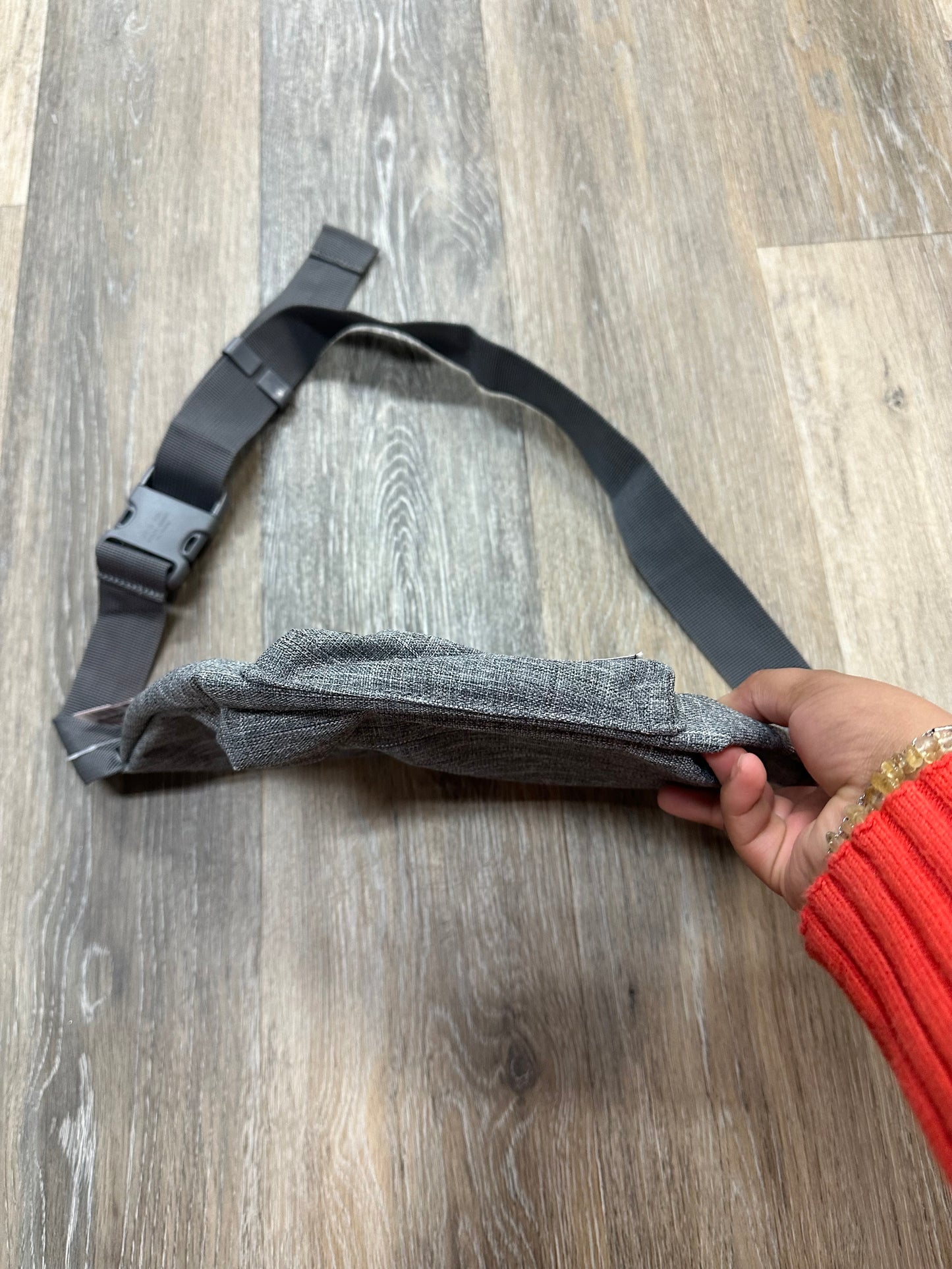 Belt Bag By Herschel  Size: Medium