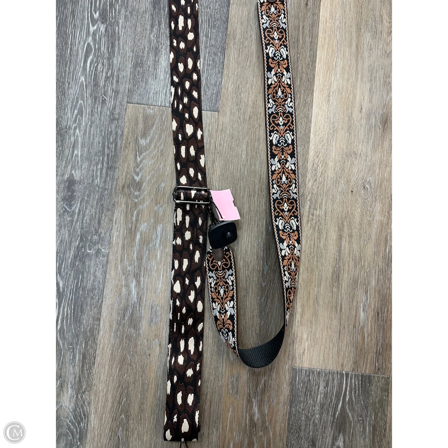 Accessory Tag By Cmc