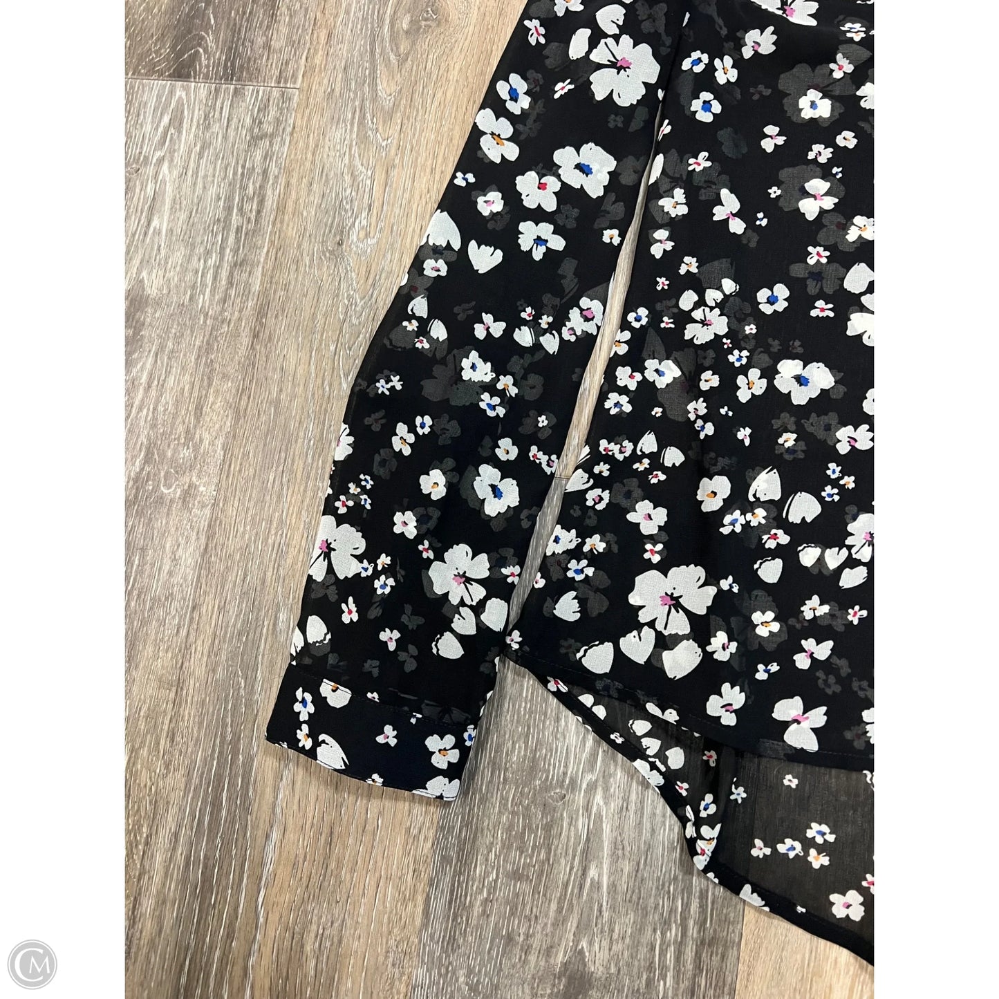 Blouse Long Sleeve By Cabi In Floral Print, Size: M