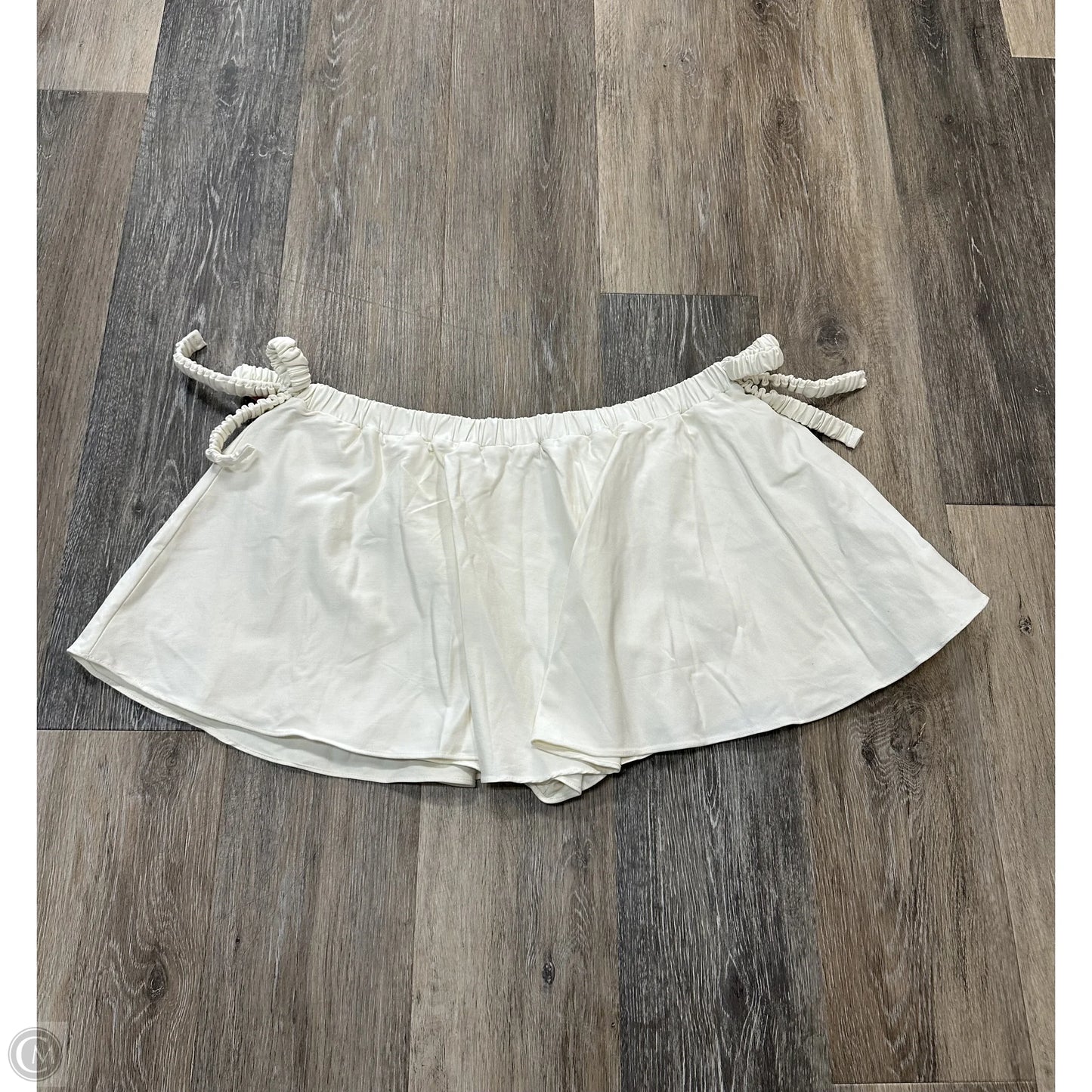 Skirt Mini & Short By Loba In White, Size: L