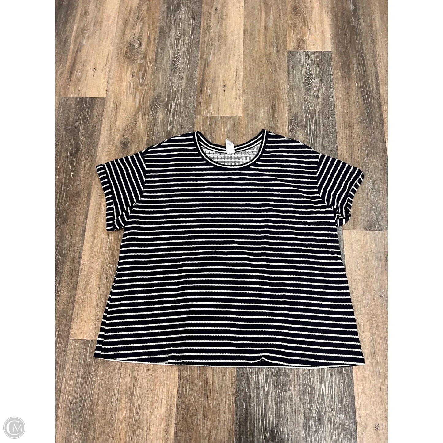 Top Short Sleeve By Livi Active In Navy, Size: 3x