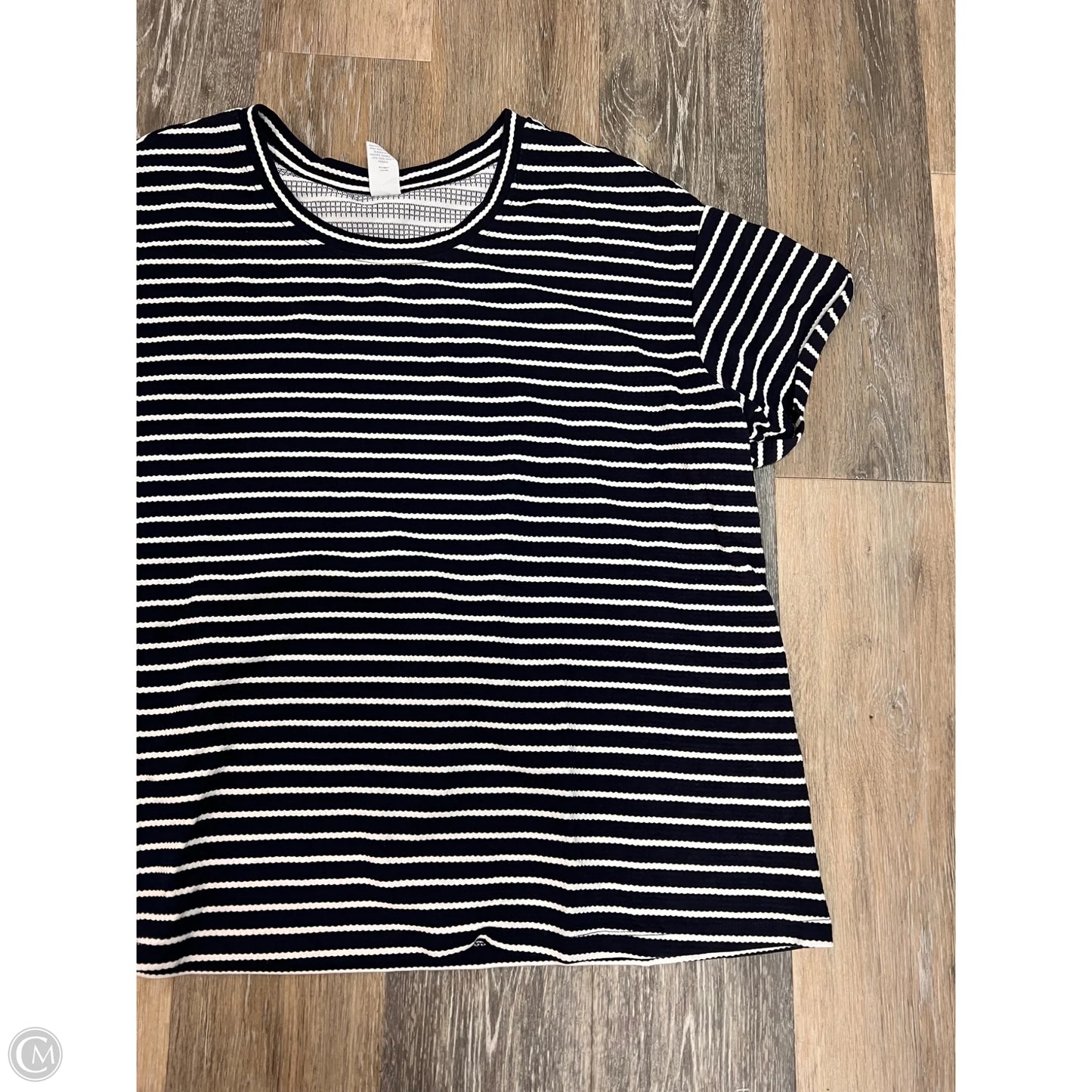 Top Short Sleeve By Livi Active In Navy, Size: 3x