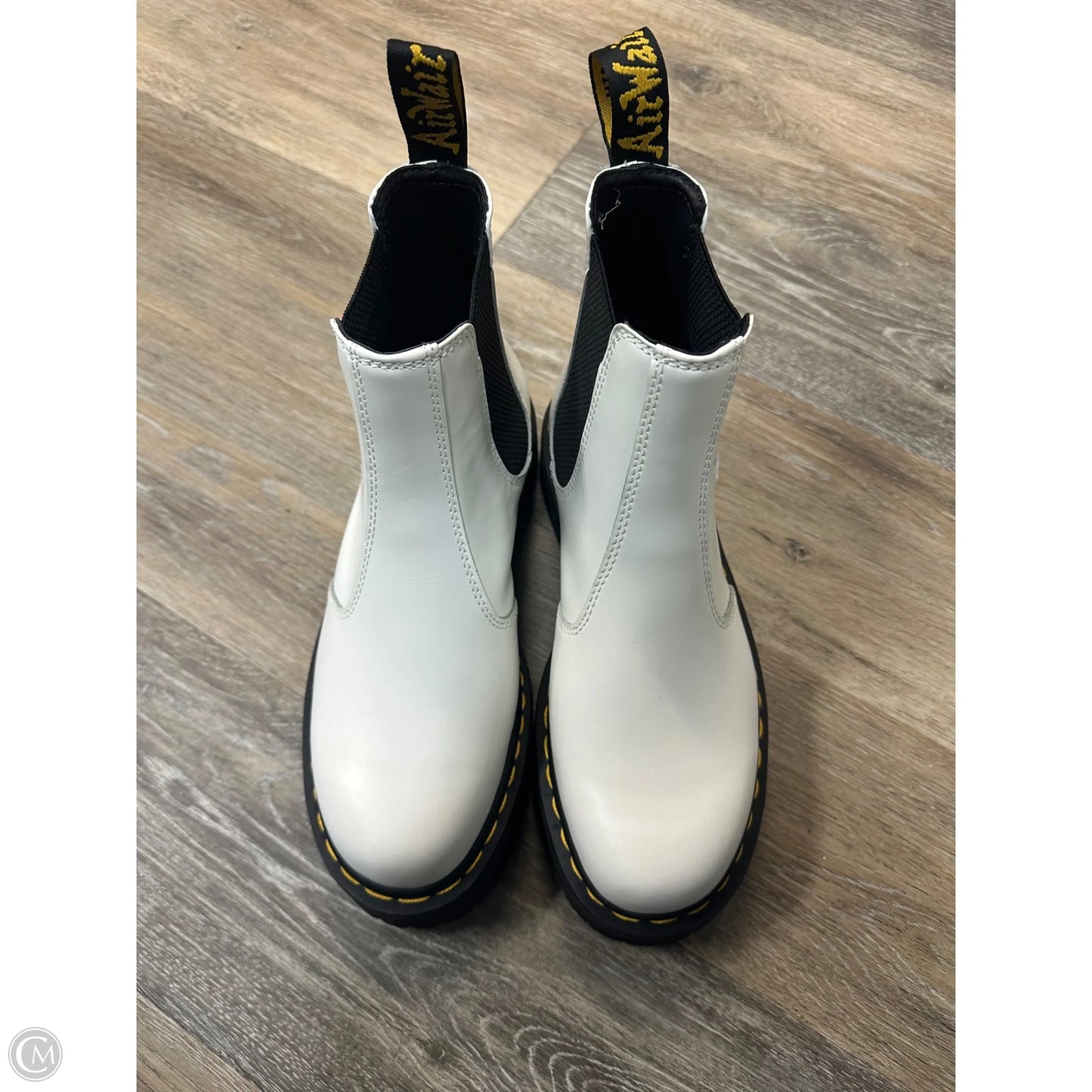 Boots Ankle Flats By Dr Martens In White, Size: 8