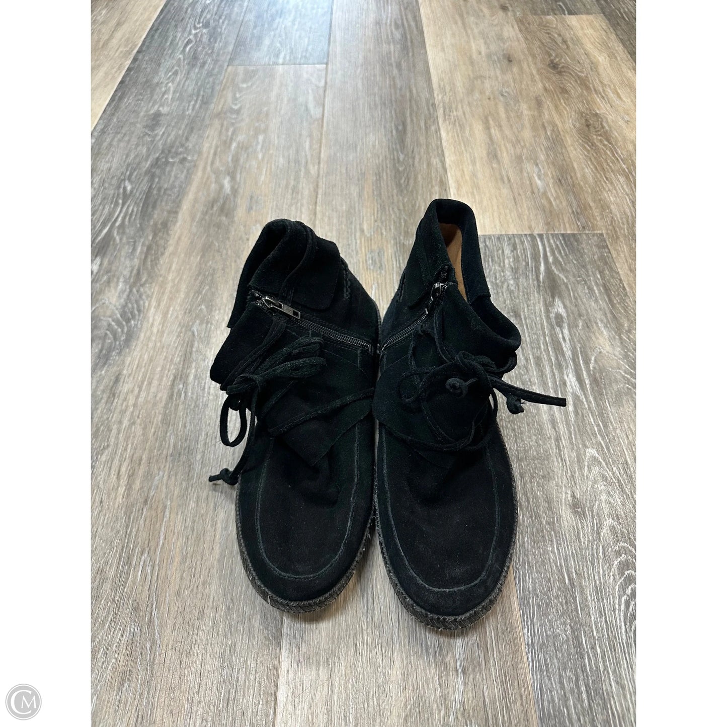 Boots Designer By Ugg In Black, Size: 9.5