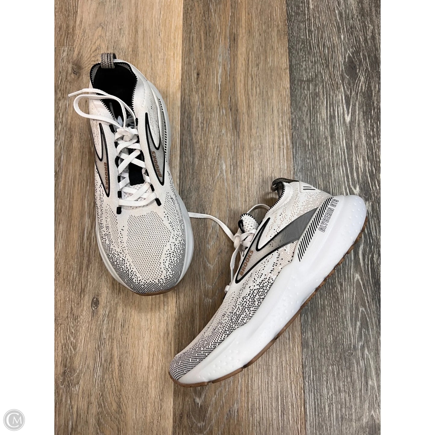Shoes Athletic By Brooks In Black & White, Size: 9