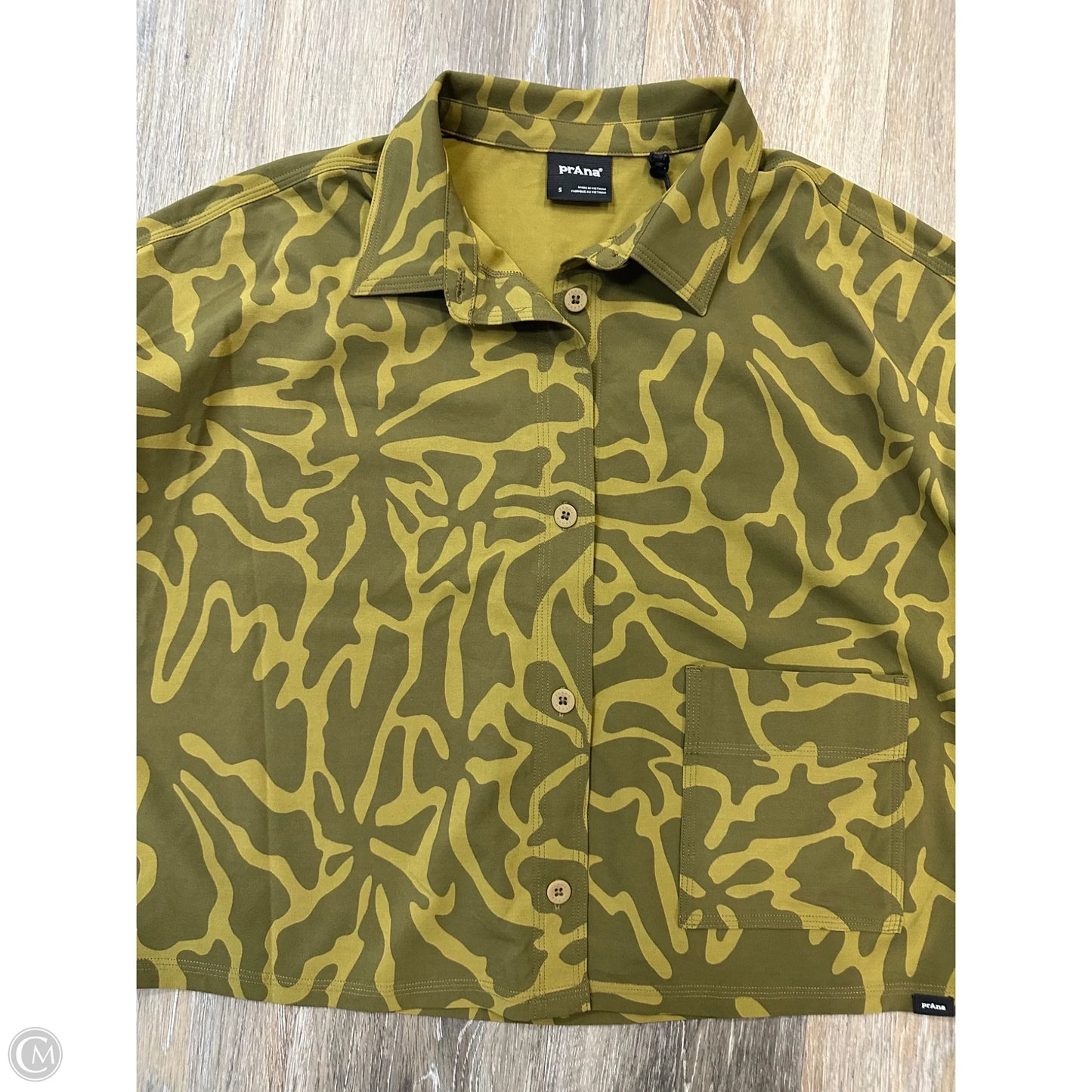 Blouse Short Sleeve By Prana In Green, Size: S