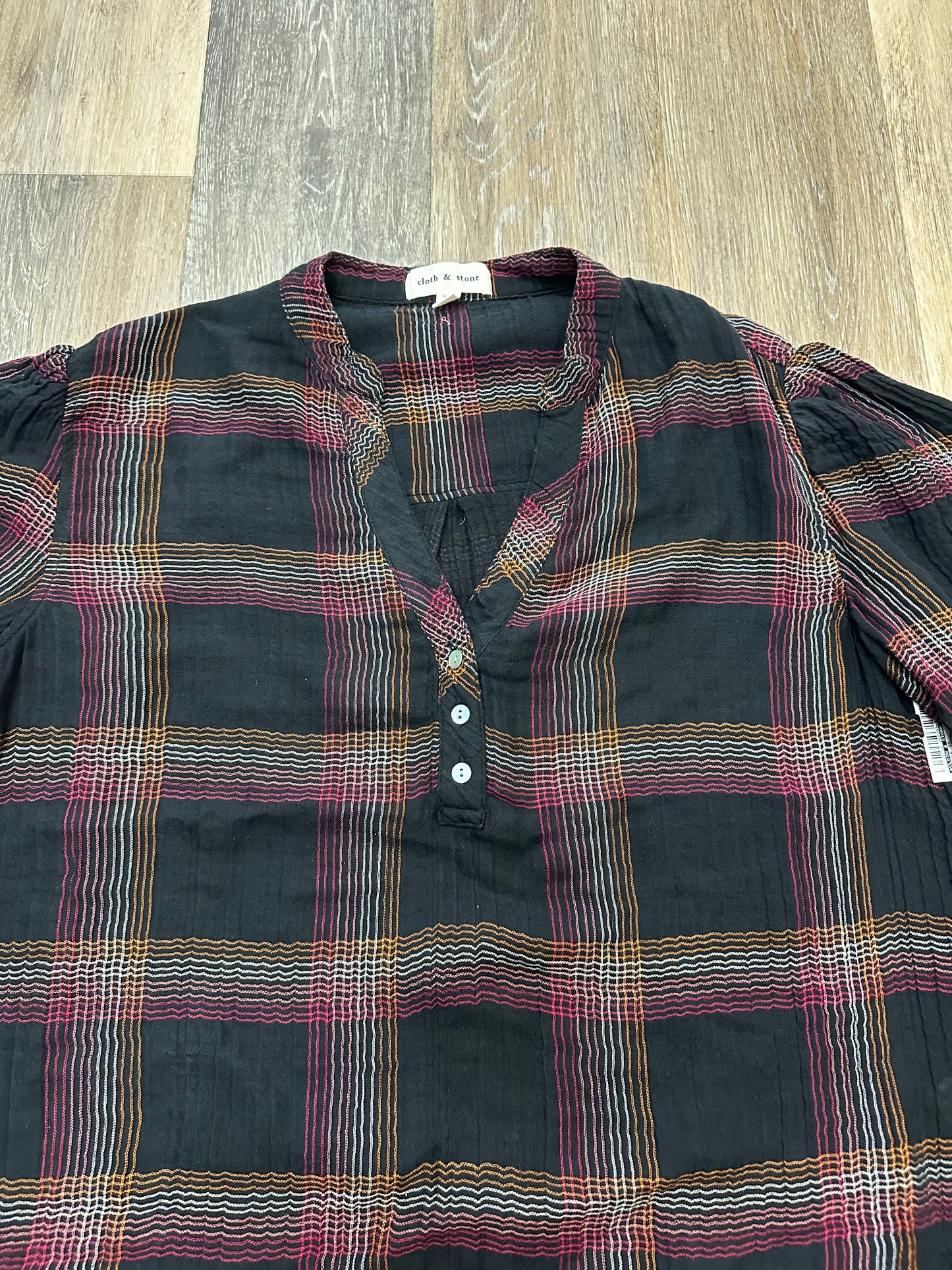 Blouse Short Sleeve By Cloth & Stone In Plaid Pattern, Size: S