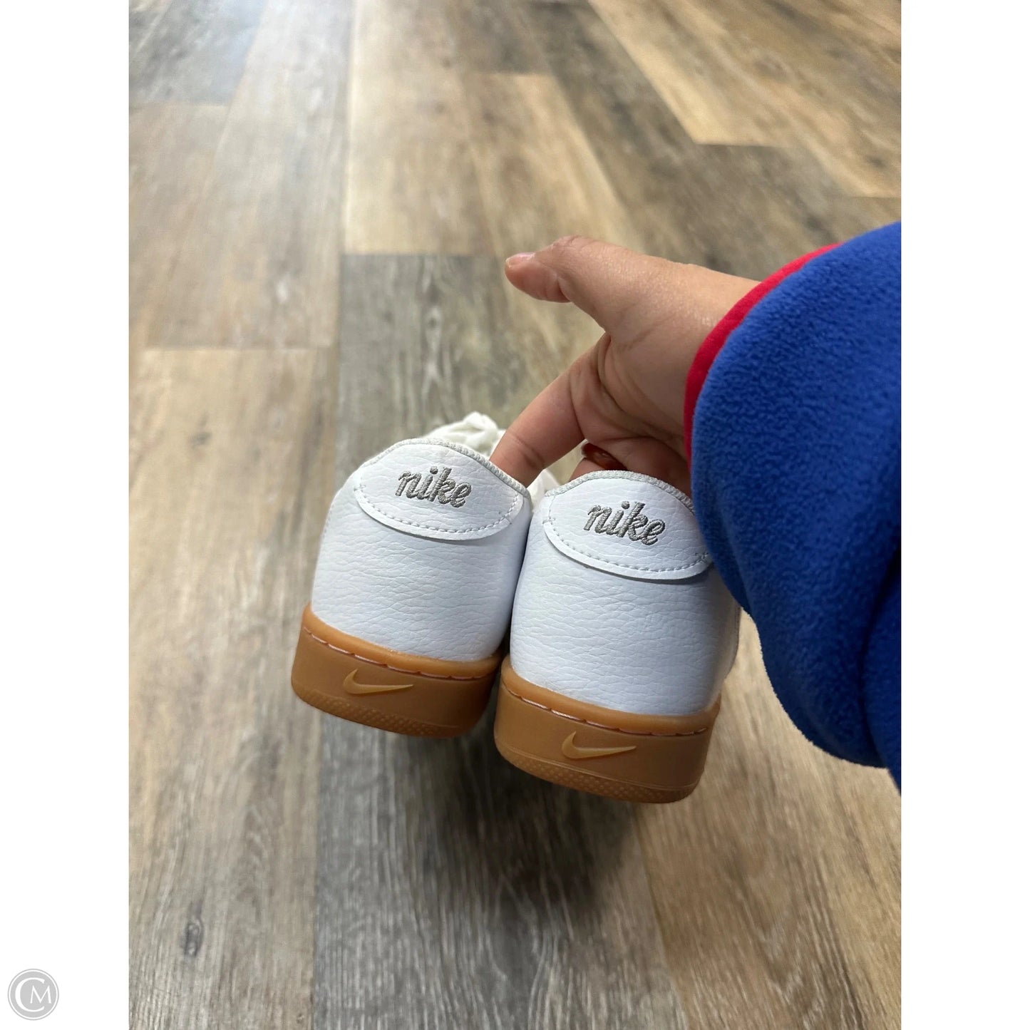 Shoes Athletic By Nike In White, Size: 10