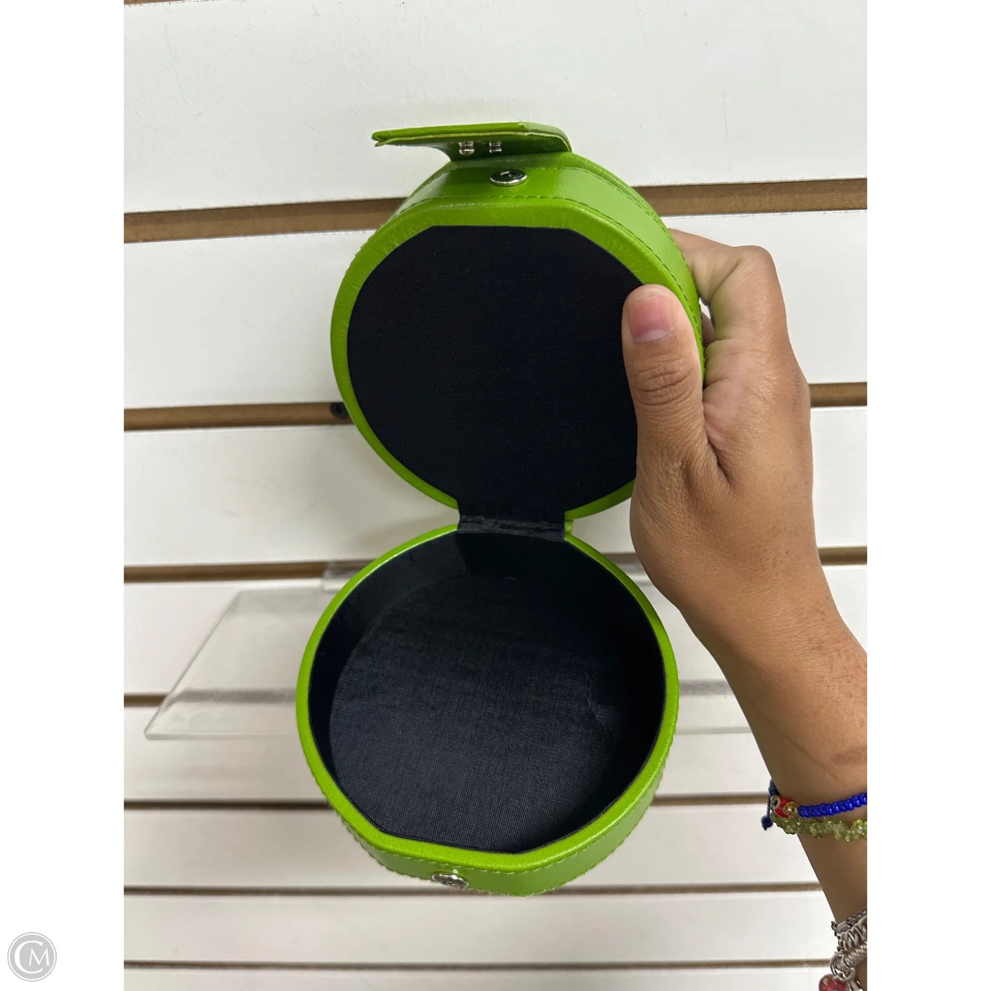 Jewelry Case By Milano, Size: Small