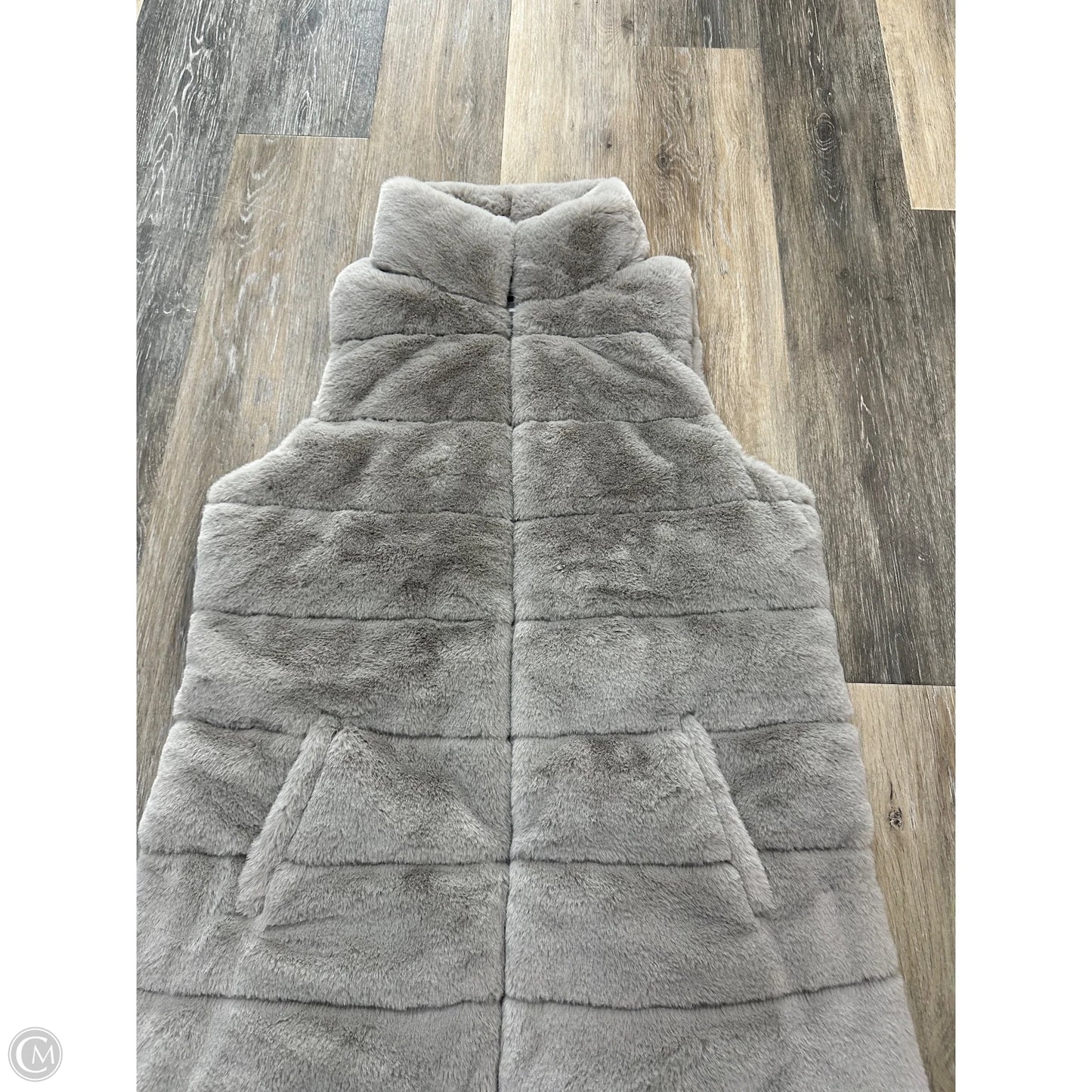 Vest Faux Fur & Sherpa By Evereve In Grey, Size: M