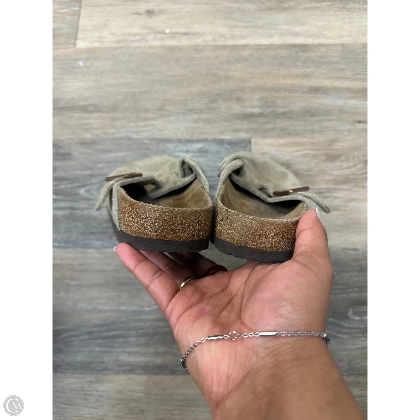 Shoes Flats By Birkenstock In Tan, Size: 6
