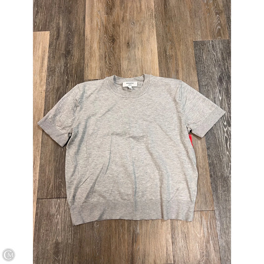 Top Short Sleeve Sweater By Banana Republic In Grey, Size: M