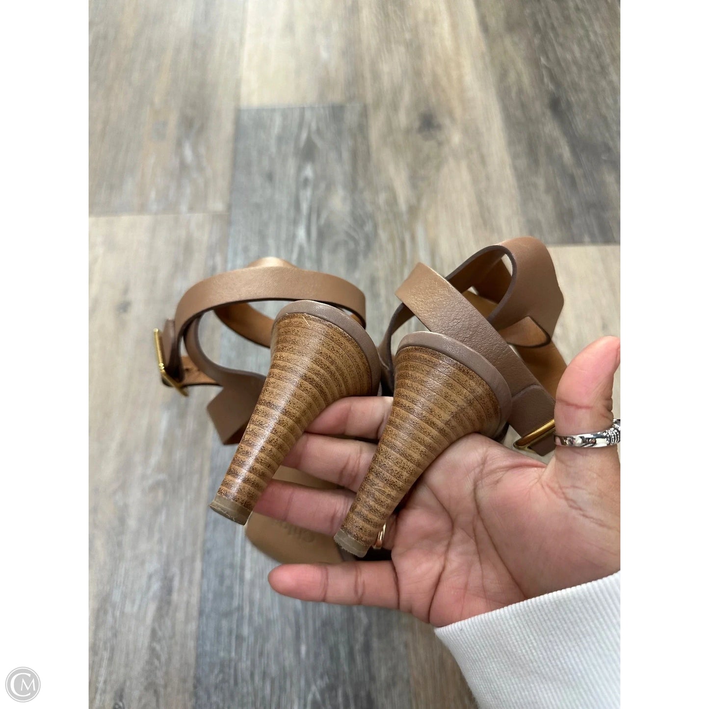 Sandals Luxury Designer By Chloe In Tan, Size: 9
