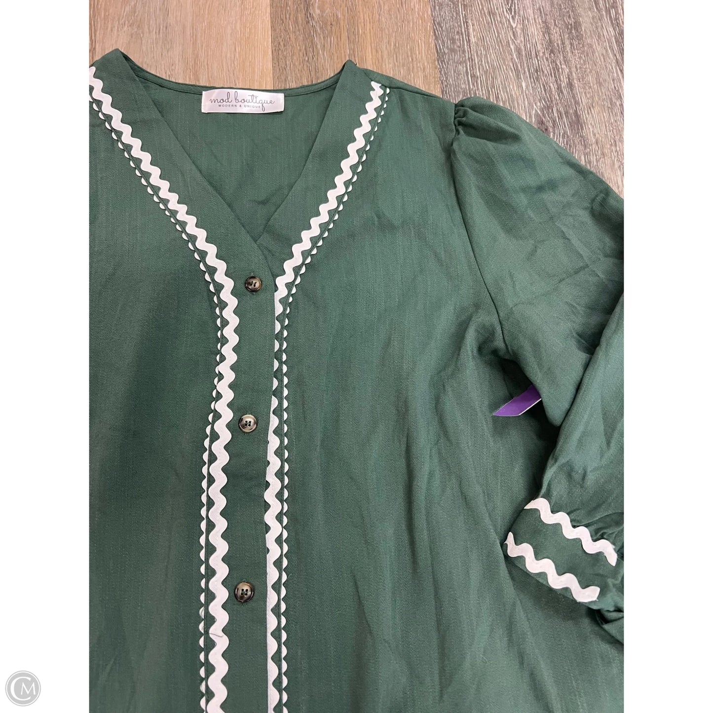 -Dress Casual Short By Mod Boutique In Green, Size: Xl