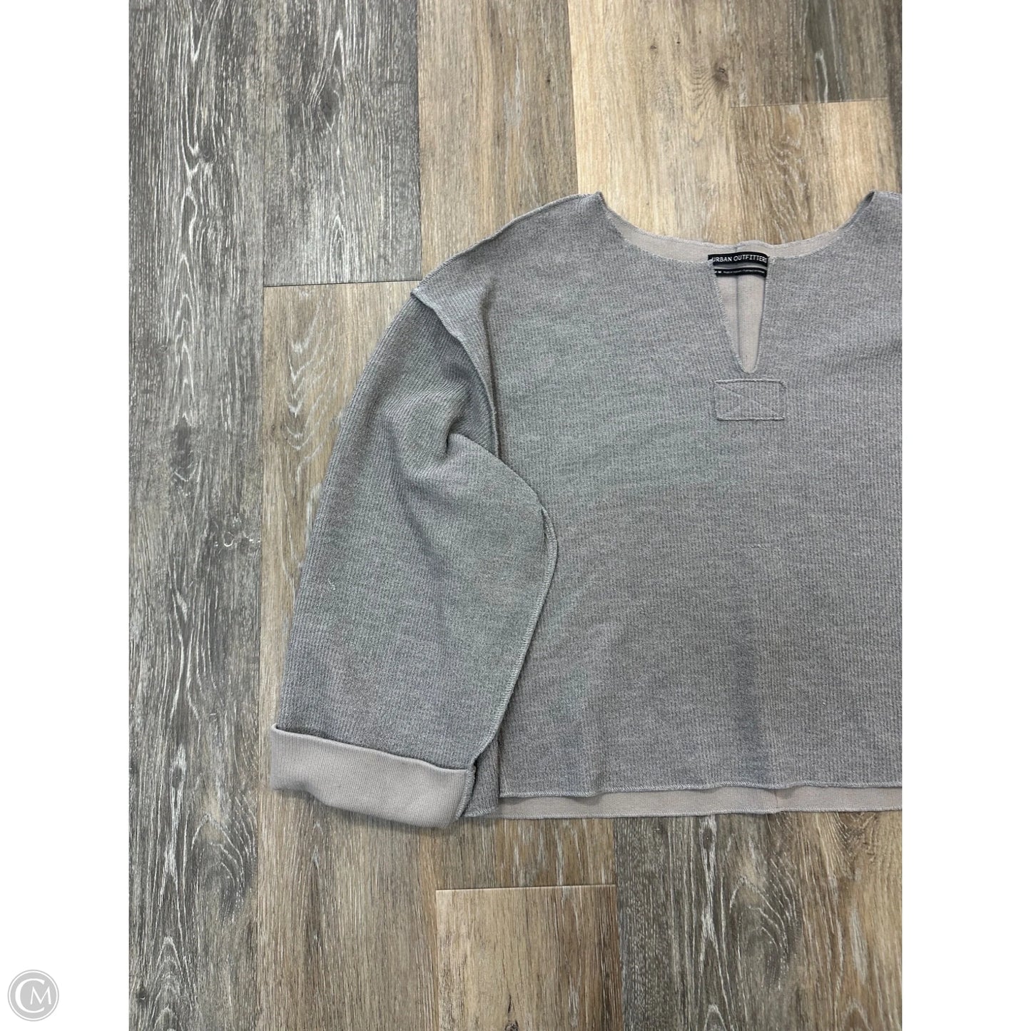 Top Long Sleeve By Urban Outfitters In Tan, Size: M
