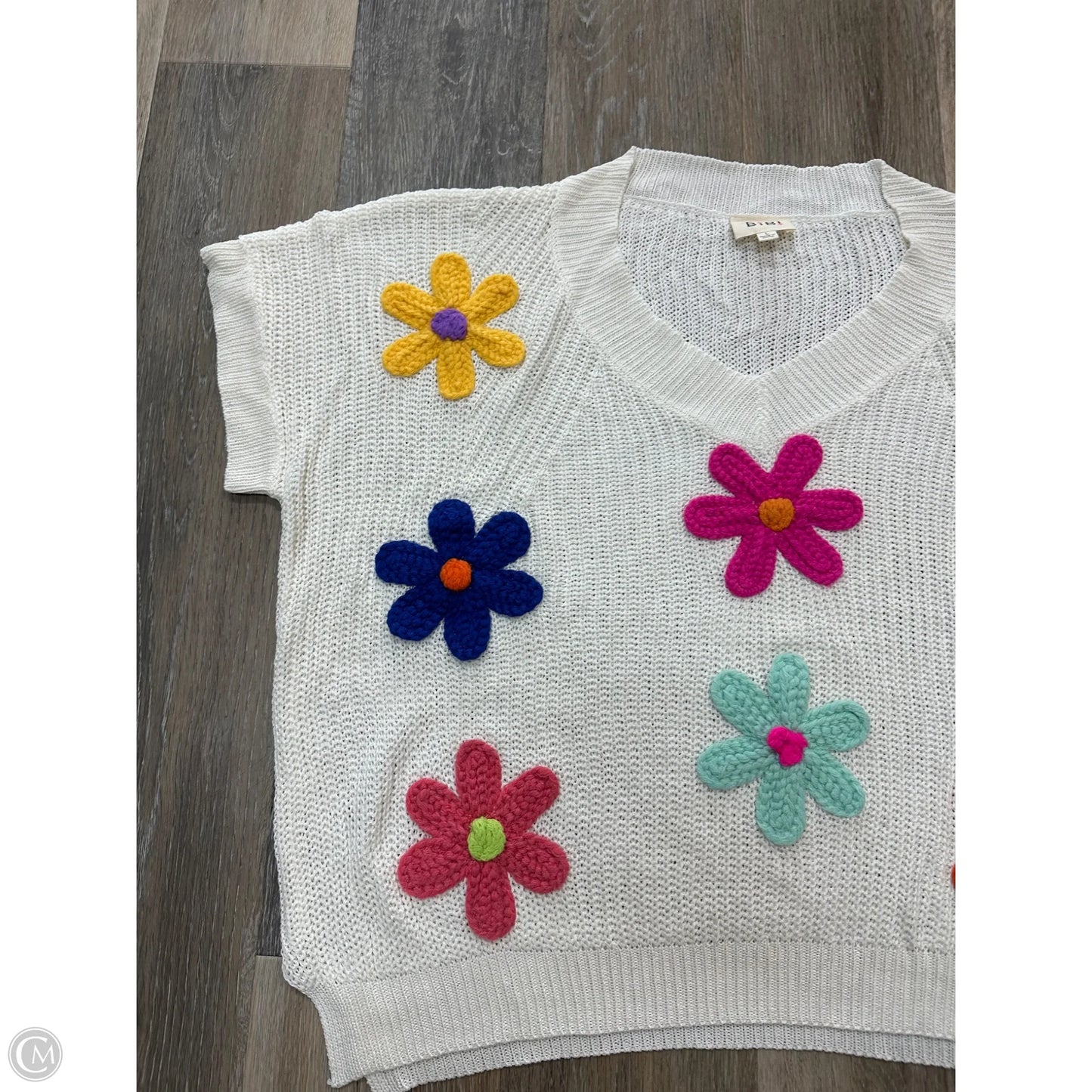 Sweater Short Sleeve By Bibi In White, Size: L