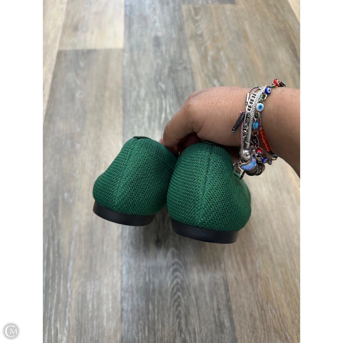 Shoes Flats By Vivaia In Green, Size: 9