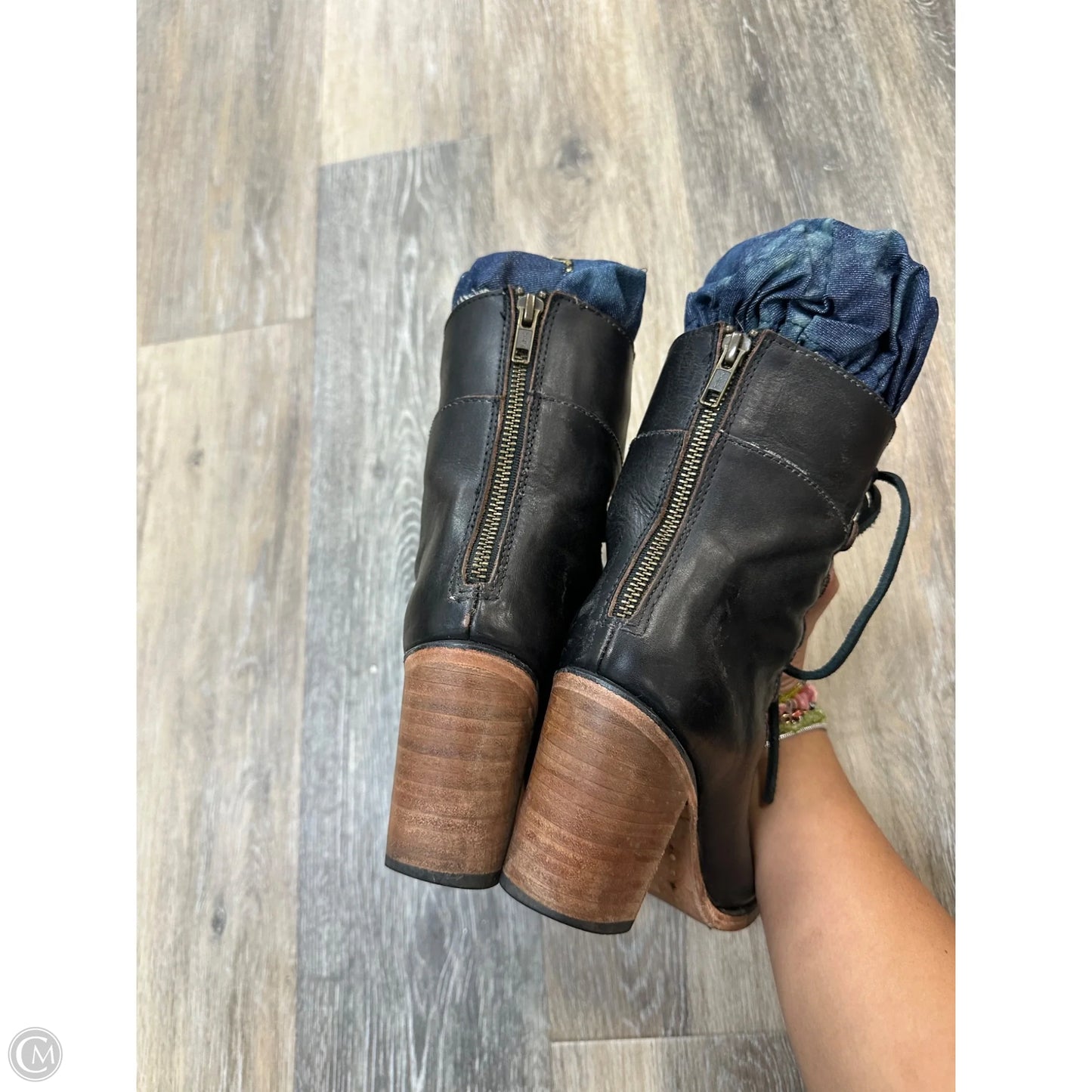 Boots Ankle Flats By Freebird In Black, Size: 7