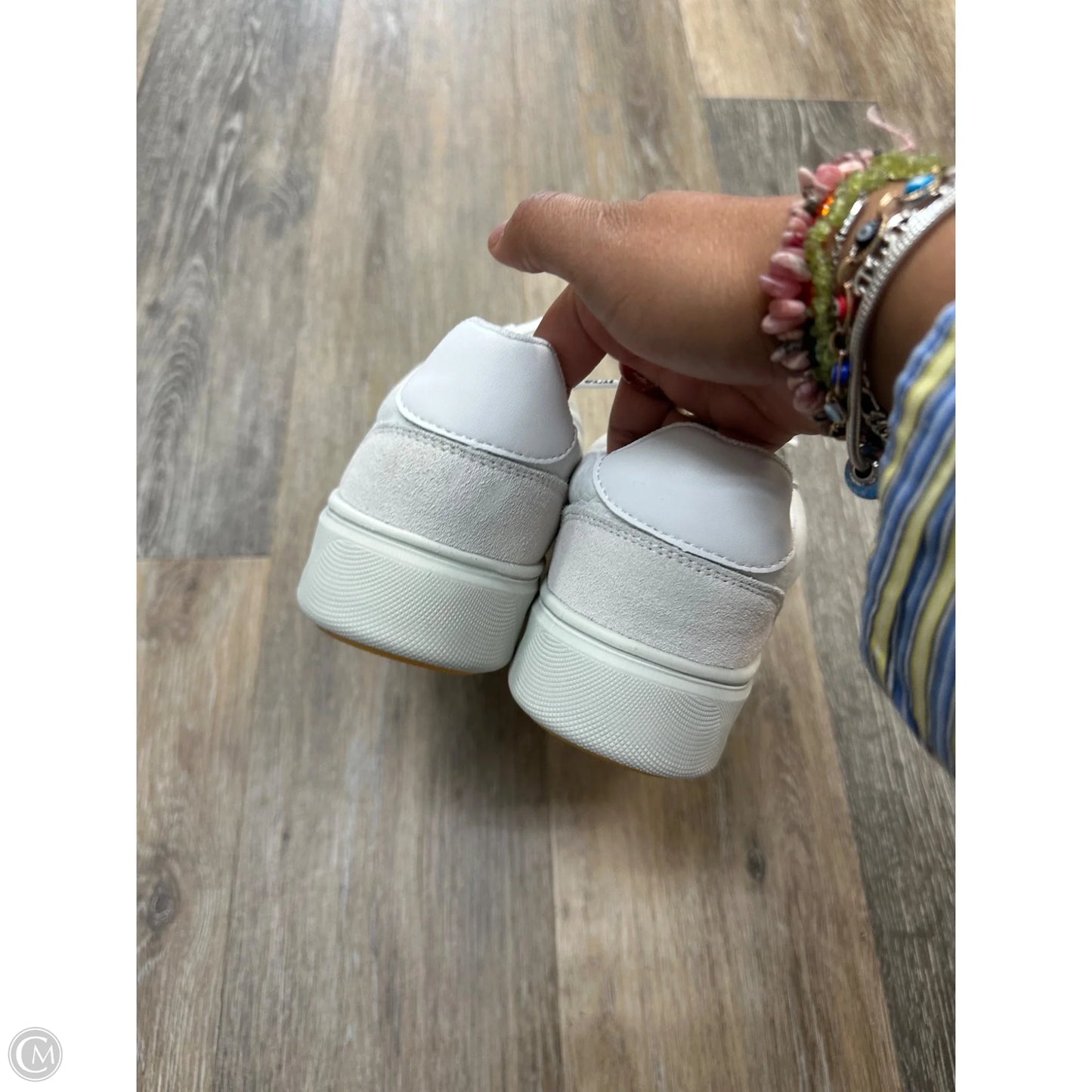 Shoes Athletic By Pajar Canada In White, Size: 7.5