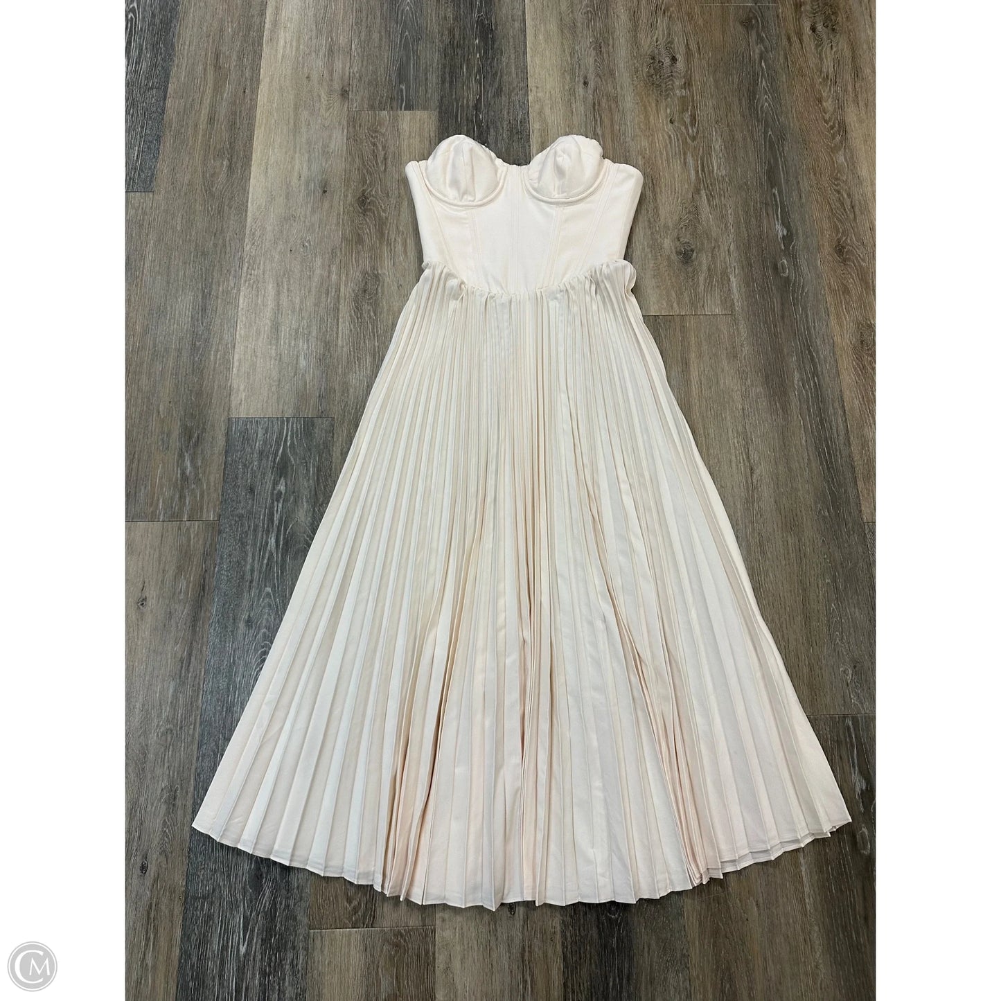 Dress Casual Midi By Showpo In Cream, Size: 4