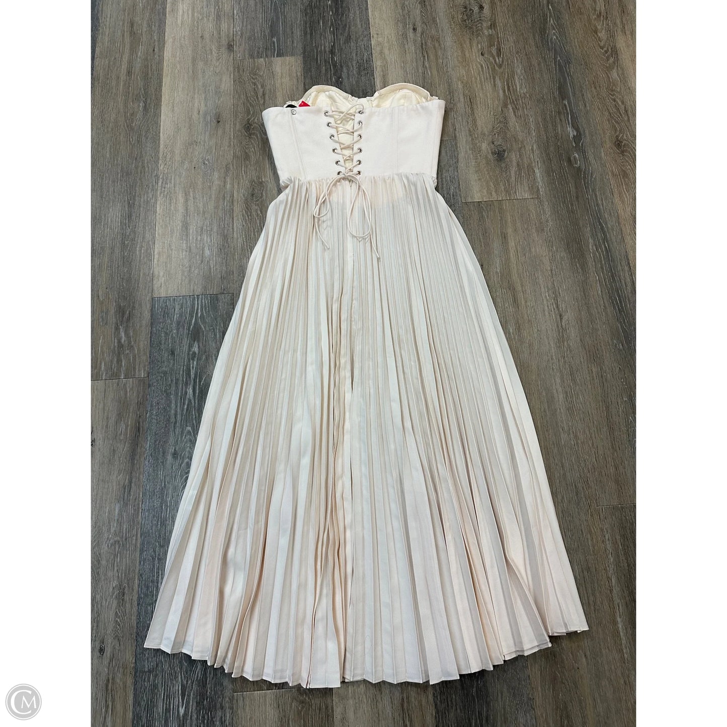 Dress Casual Midi By Showpo In Cream, Size: 4