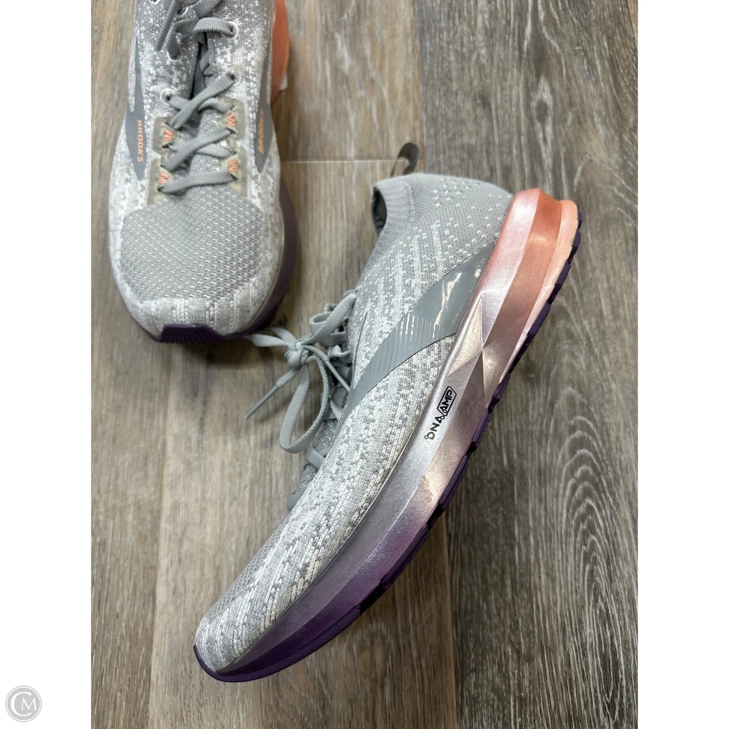 Shoes Athletic By Brooks In Grey, Size: 8.5