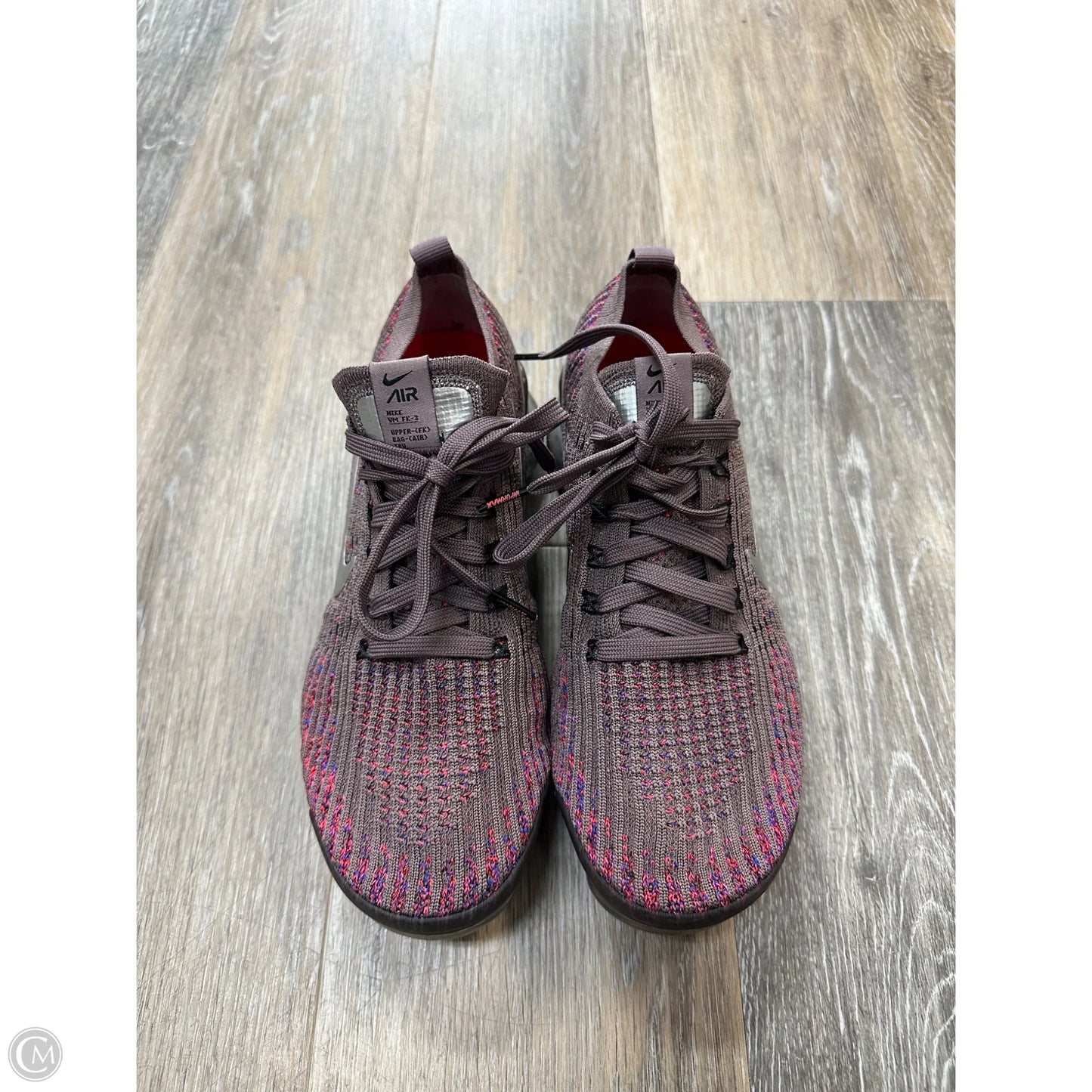 Shoes Athletic By Nike In Maroon, Size: 8.5