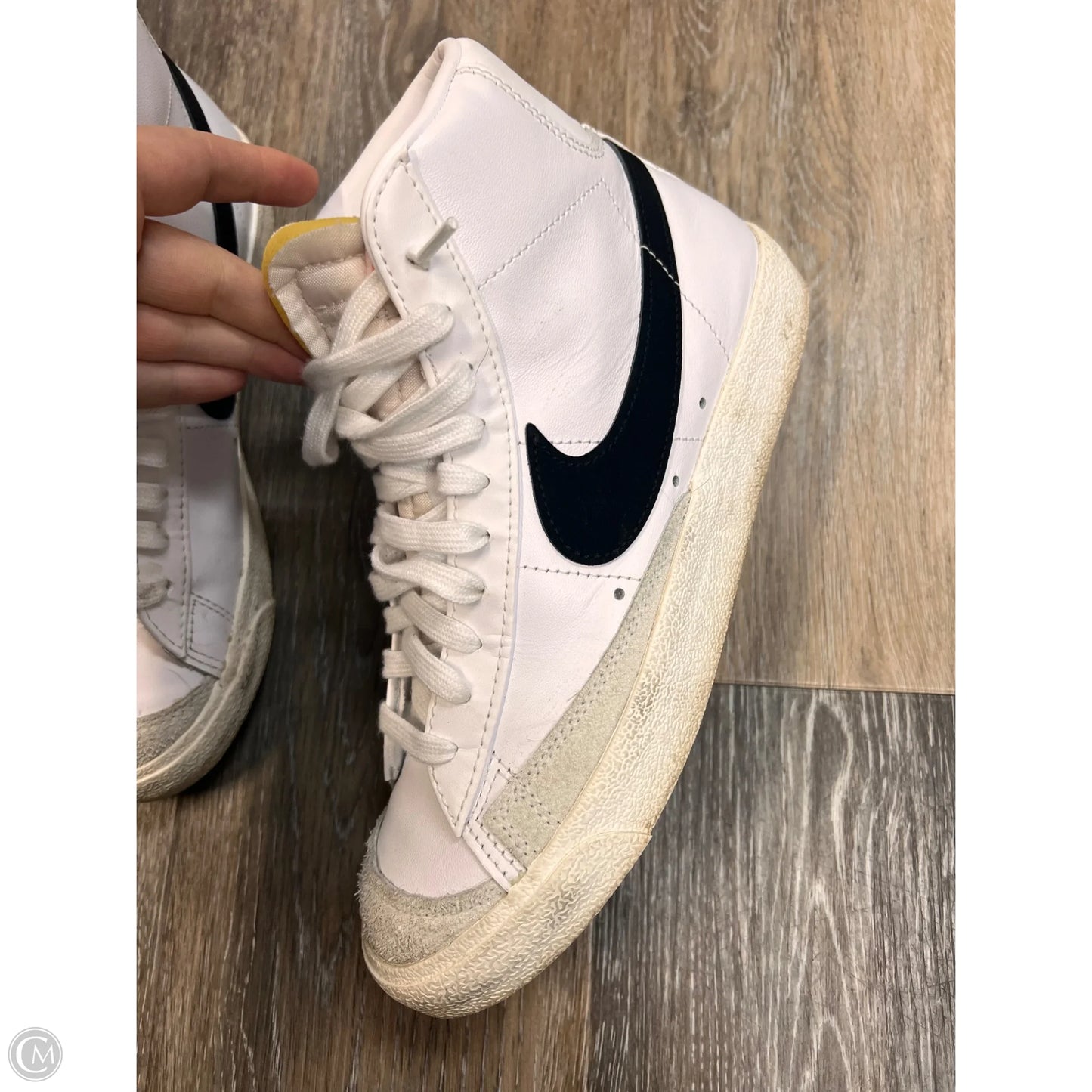 Shoes Sneakers By Nike In White, Size: 8