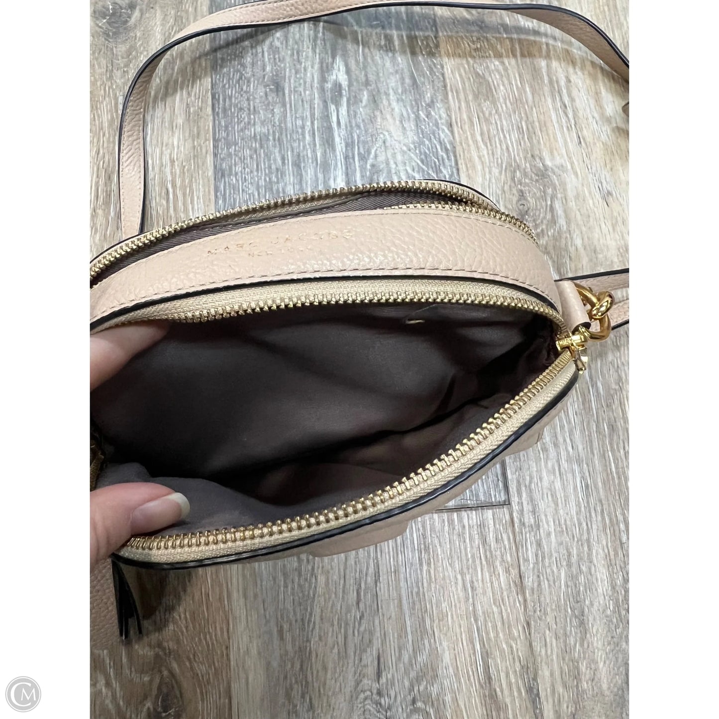 Crossbody Luxury Designer By Marc Jacobs, Size: Small