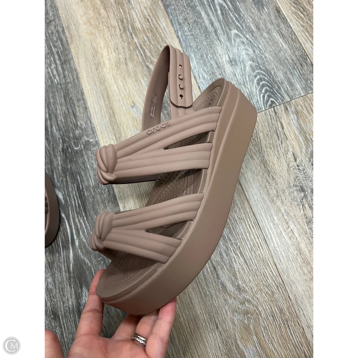 Sandals Heels Platform By Crocs In Tan, Size: 9