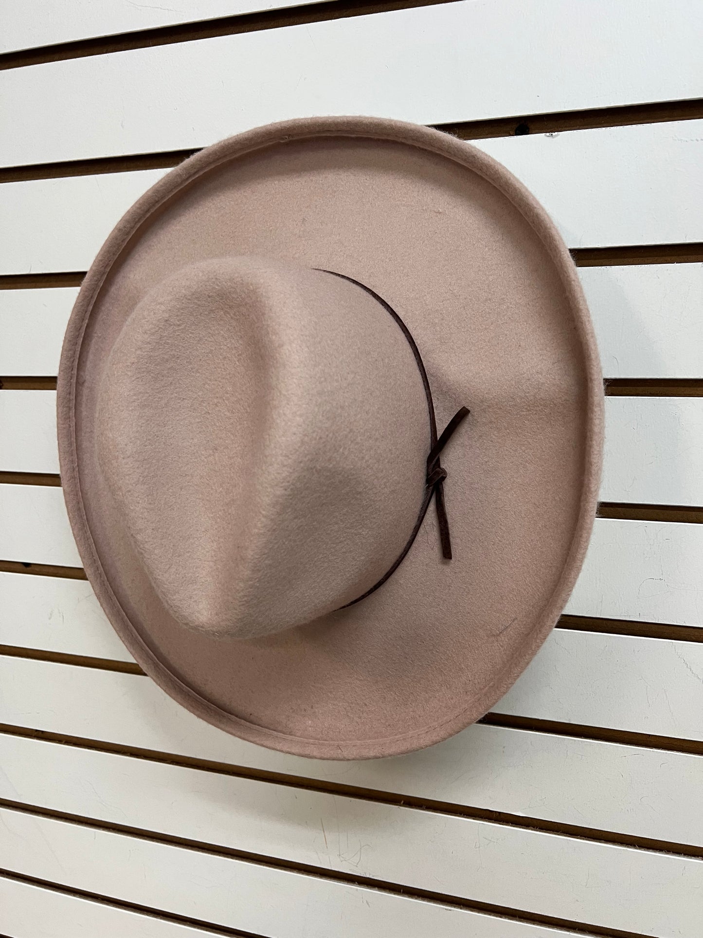 HAT COWGIRL by Olive & Pique In TAN