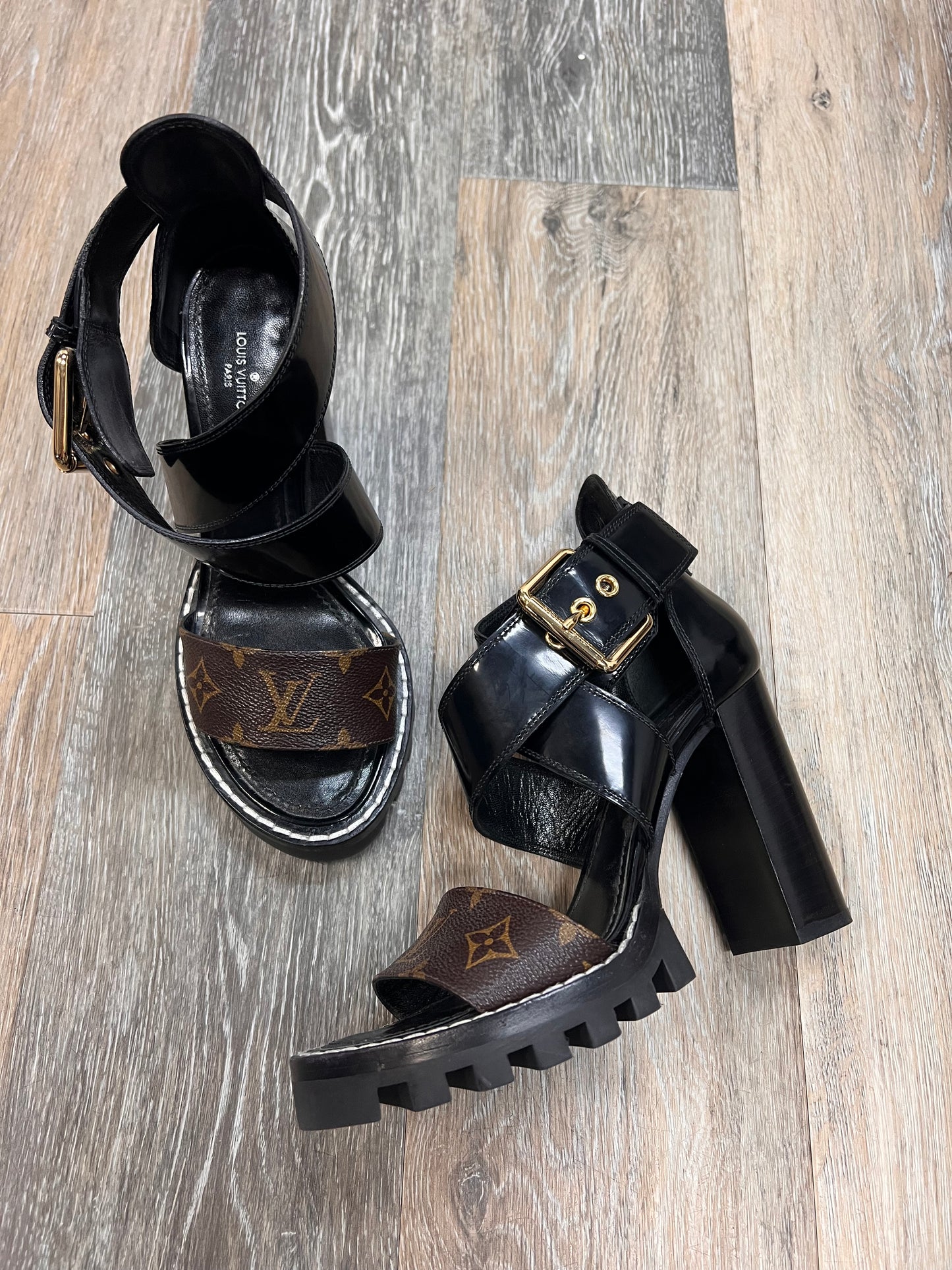 SHOES LUXURY DESIGNER by LOUIS VUITTON In BLACK, Size: 6.5/37