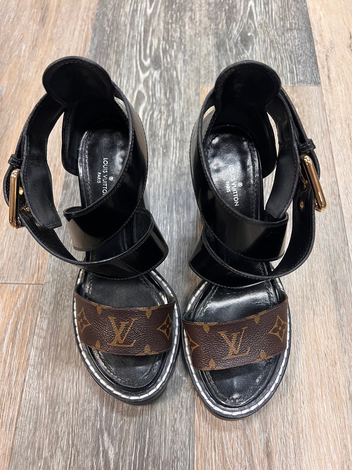 SHOES LUXURY DESIGNER by LOUIS VUITTON In BLACK, Size: 6.5/37