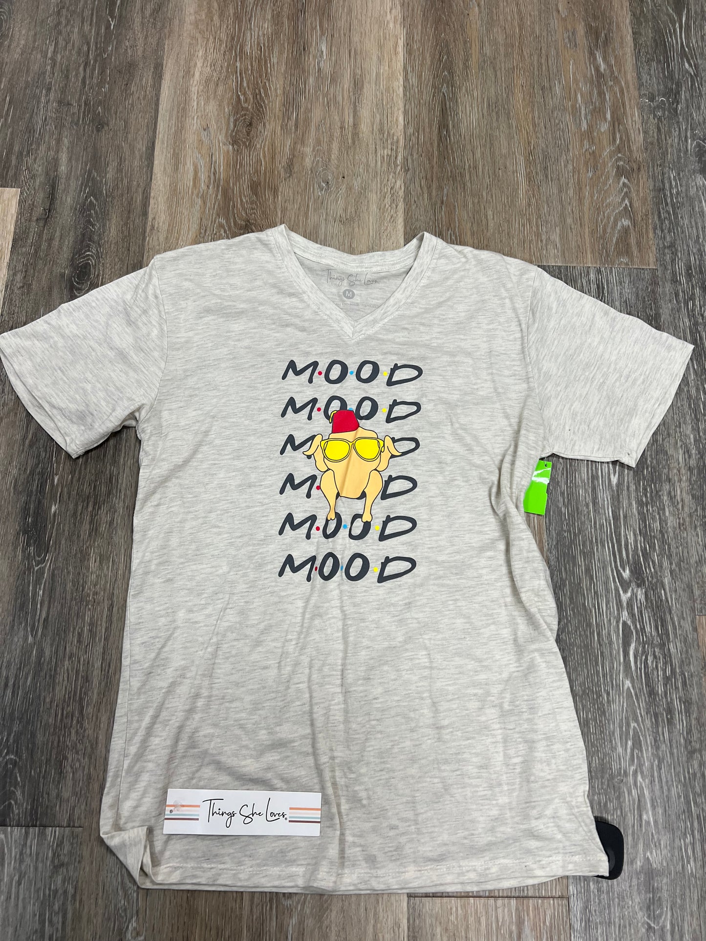 Top Short Sleeve By Things She Loves Size: M