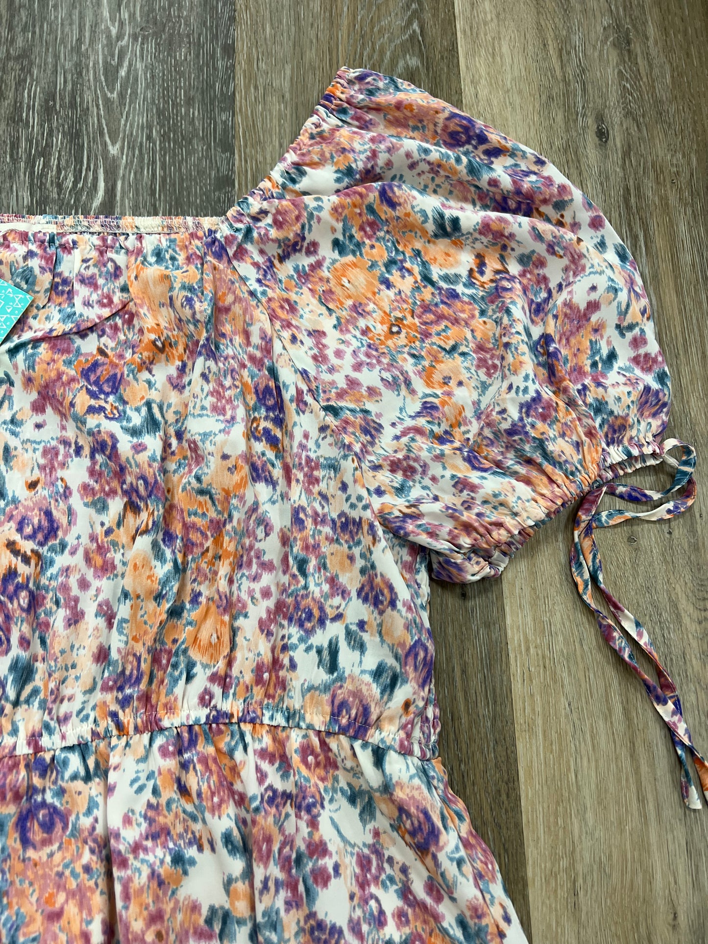 Dress Casual Short By Hayden La Size: 1x