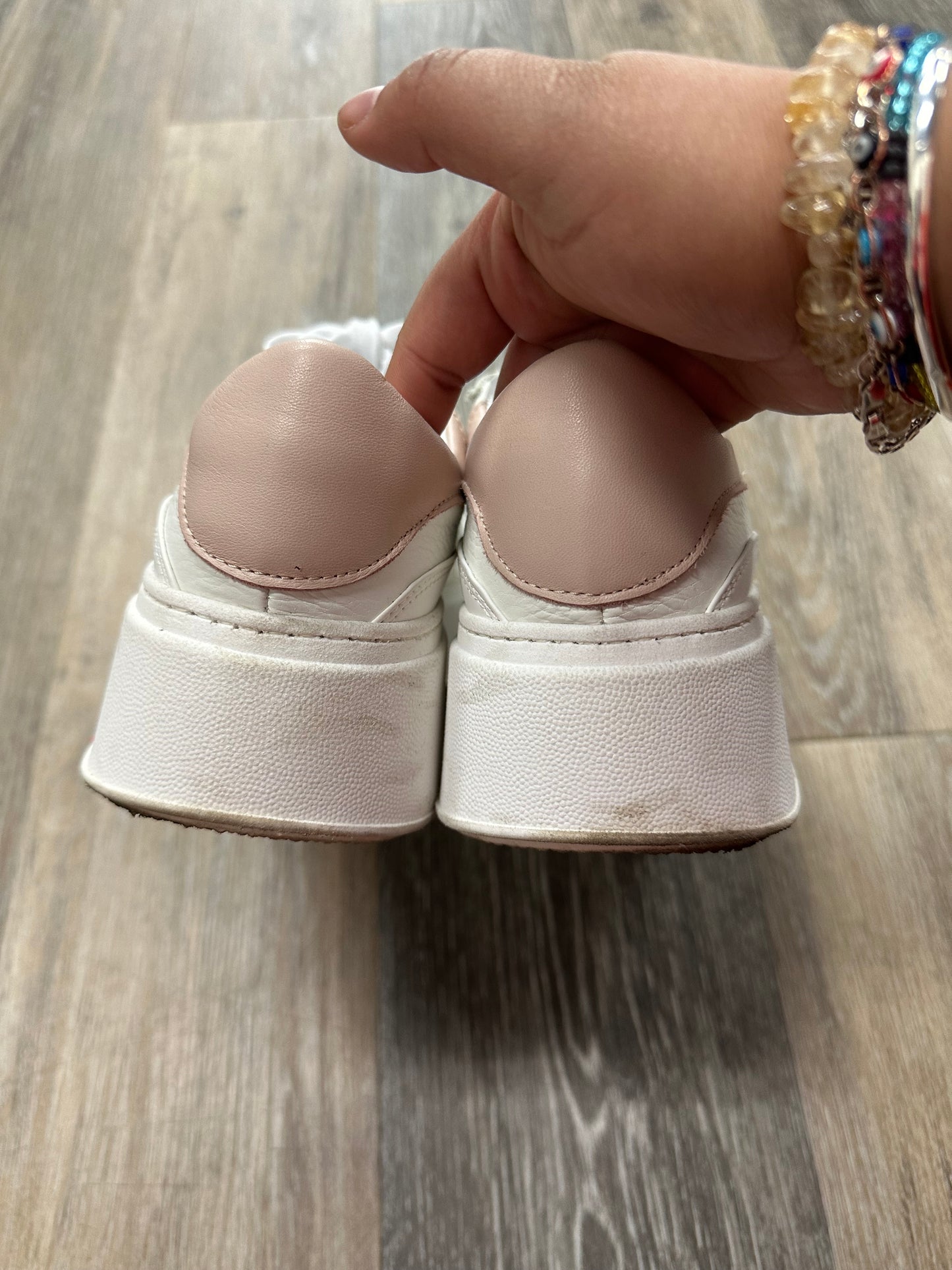Shoes Sneakers Platform By Dolce Vita Size: 8