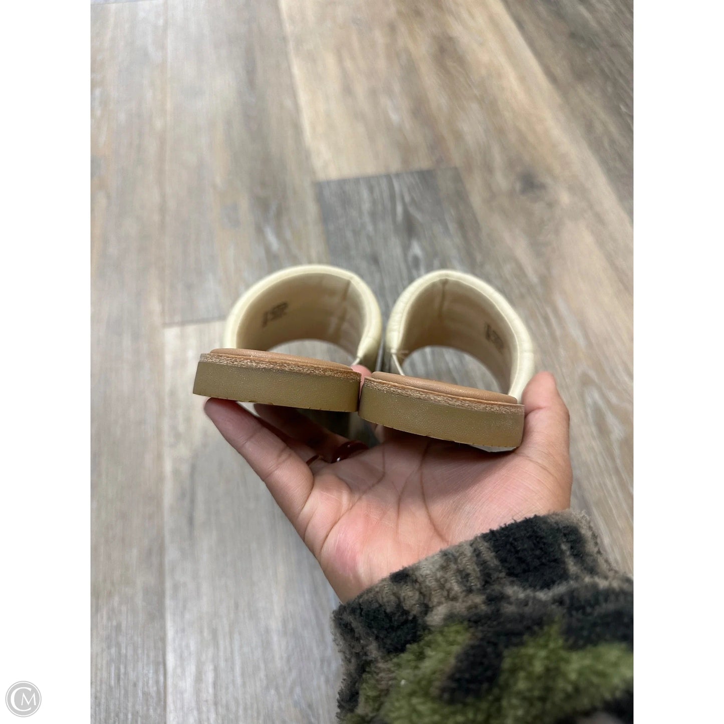 Sandals Flats By Sorel In Cream, Size: 8