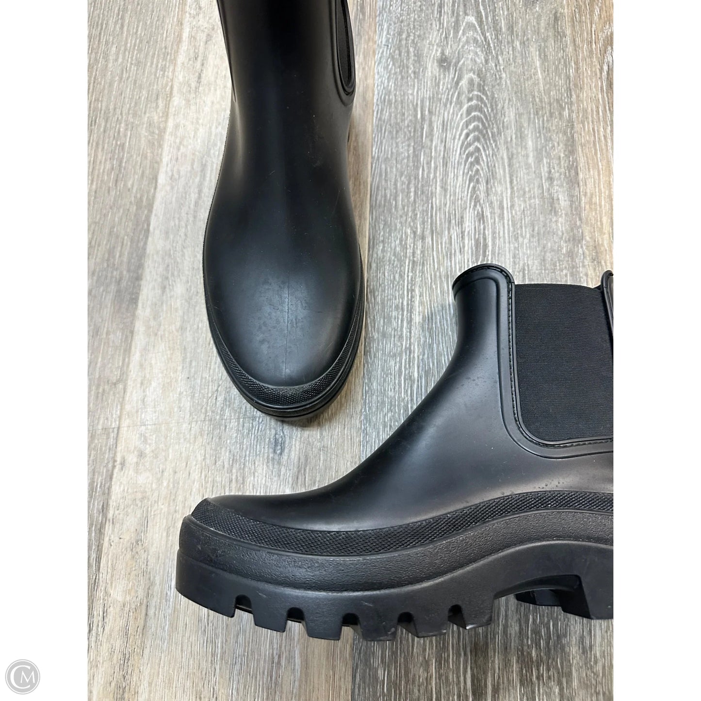 Boots Ankle Flats By Igor In Black, Size: 9