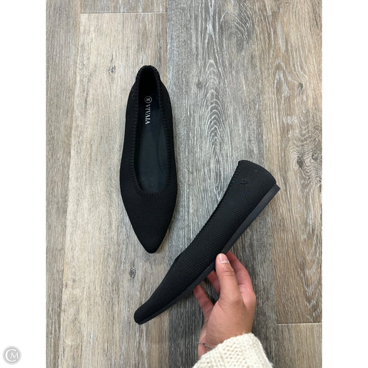 Shoes Flats By Vivaia In Black, Size: 6.5